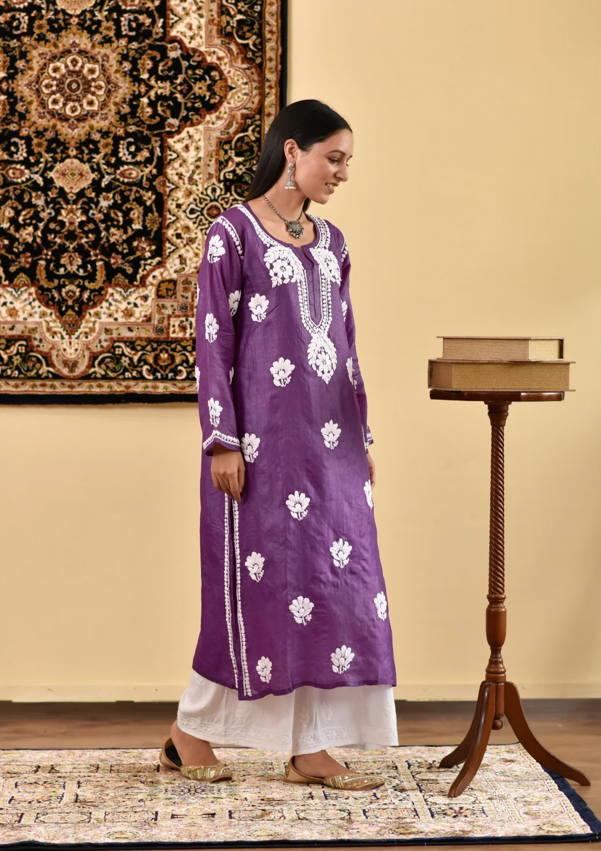HOC Aziza Chikankari Silk Straight Kurta - Image 4