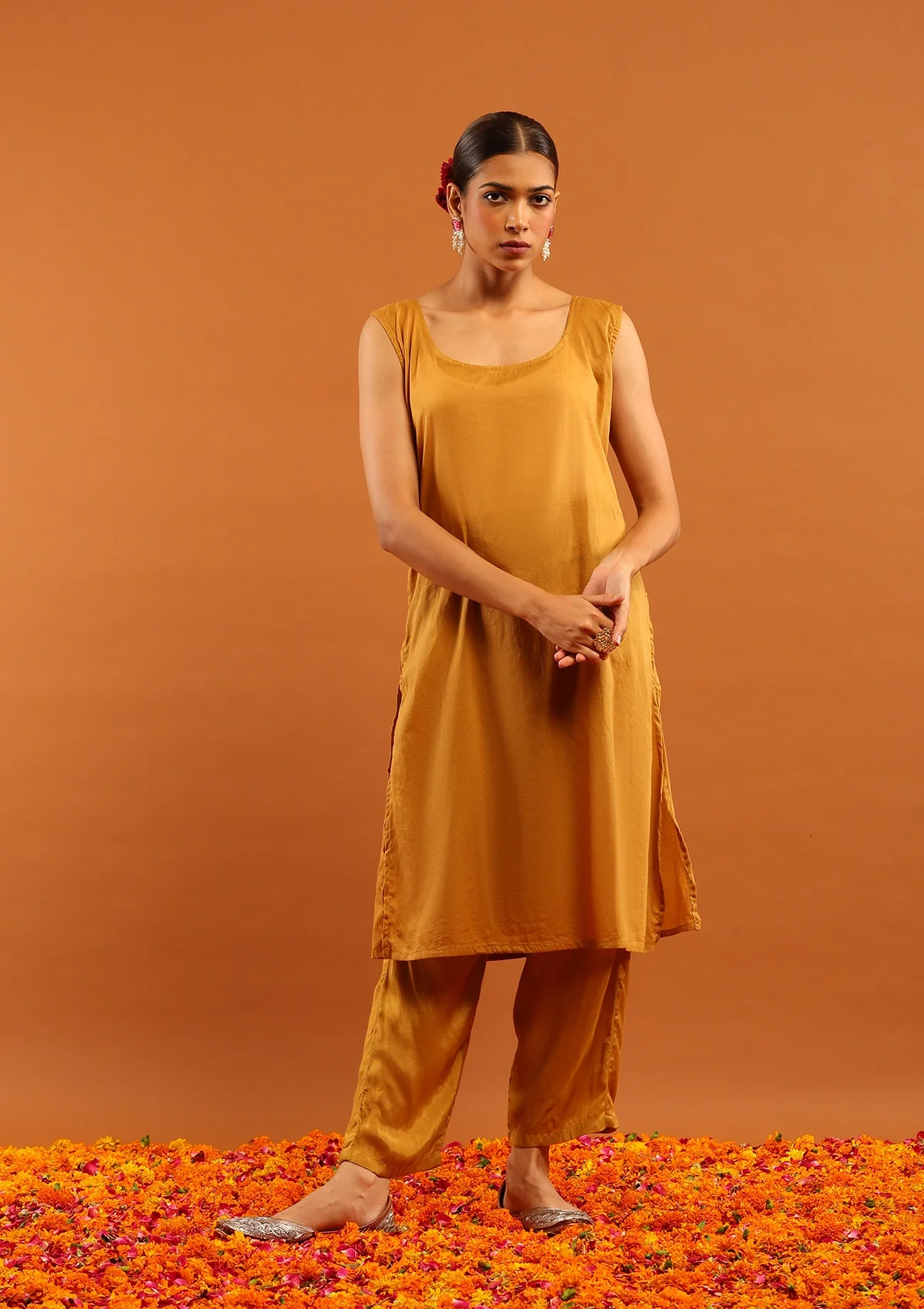 HOC Banarasi Mul Chanderi Chikankari Solid Women's 4 PC Straight Kurta Set - Yellow - Image 7