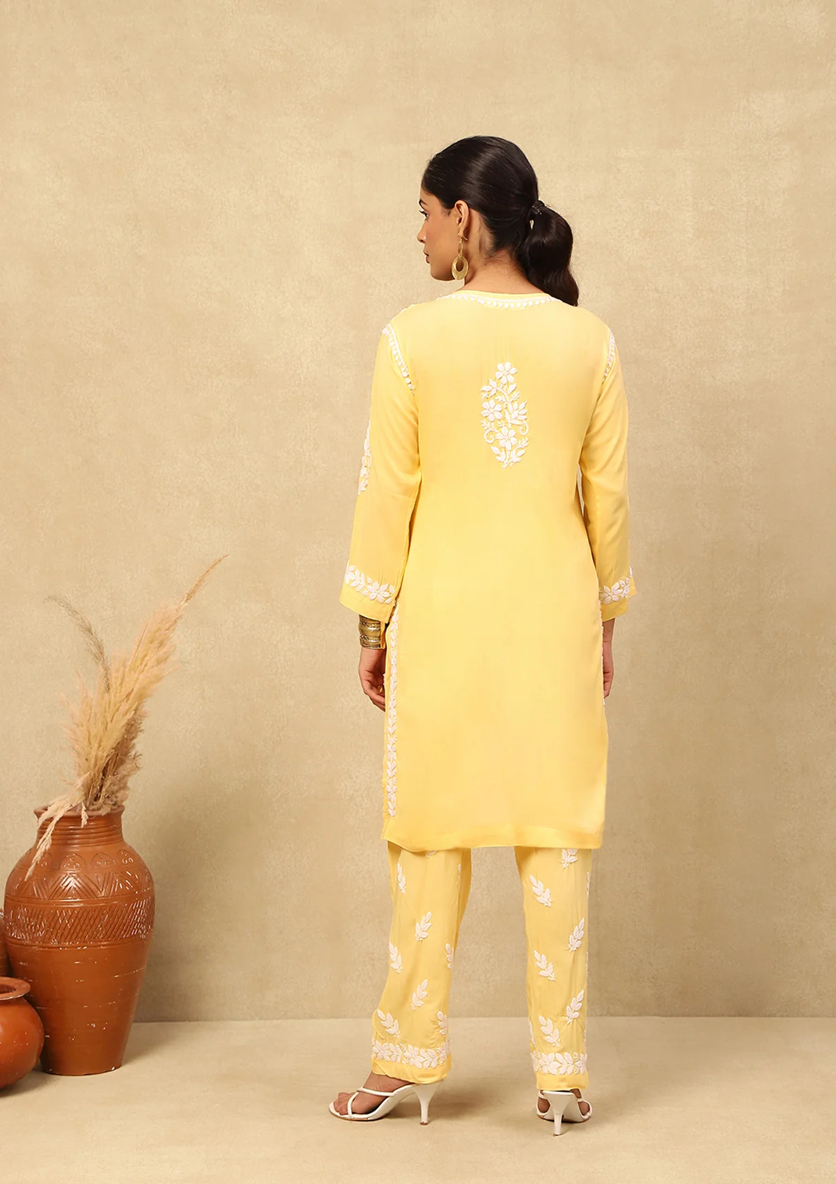 HOC Bushra Chikankari Modal Straight Kurta Set - Image 7