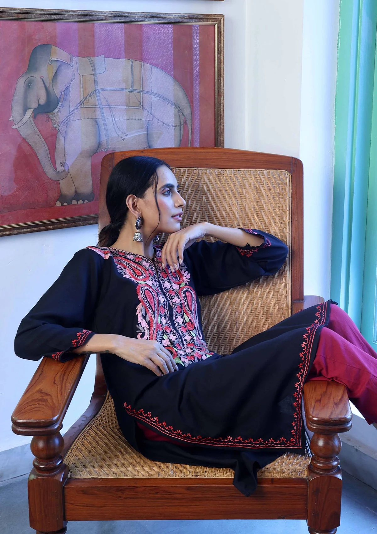 HOC Aari Embroidered Cotton Solid Women's Long Kurta - Black - Image 6
