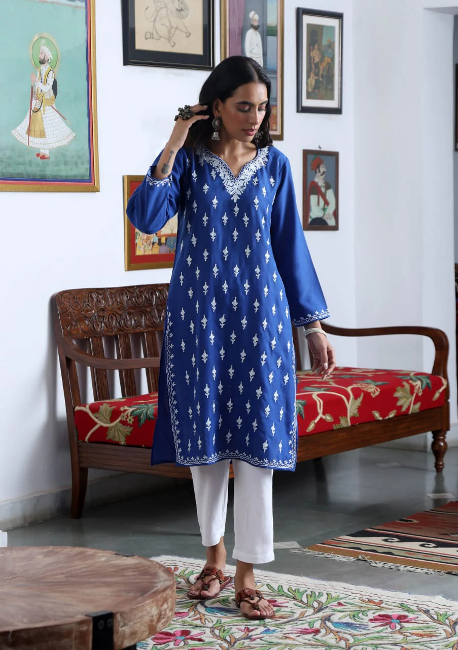 HOC Aari Embroidered Cotton Solid Women's Long Kurta - Blue