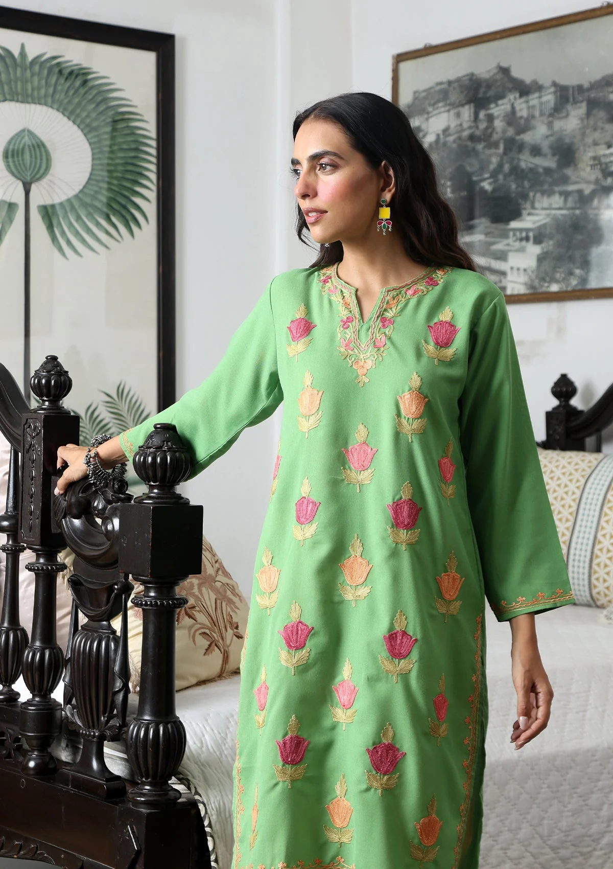 HOC Aari Embroidered Cotton Solid Women's Long Kurta - Green - Image 5