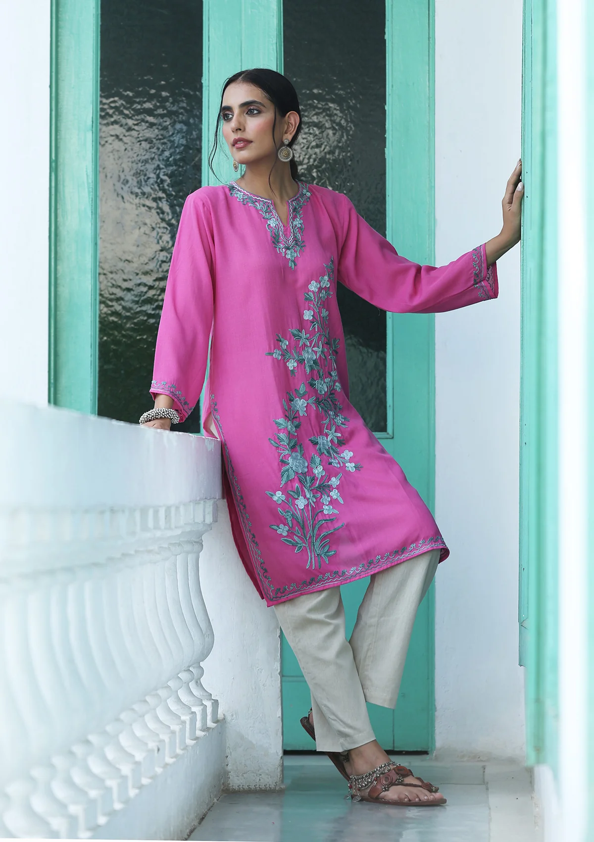 HOC Aari Embroidered Cotton Solid Women's Long Kurta - Pink - Image 6