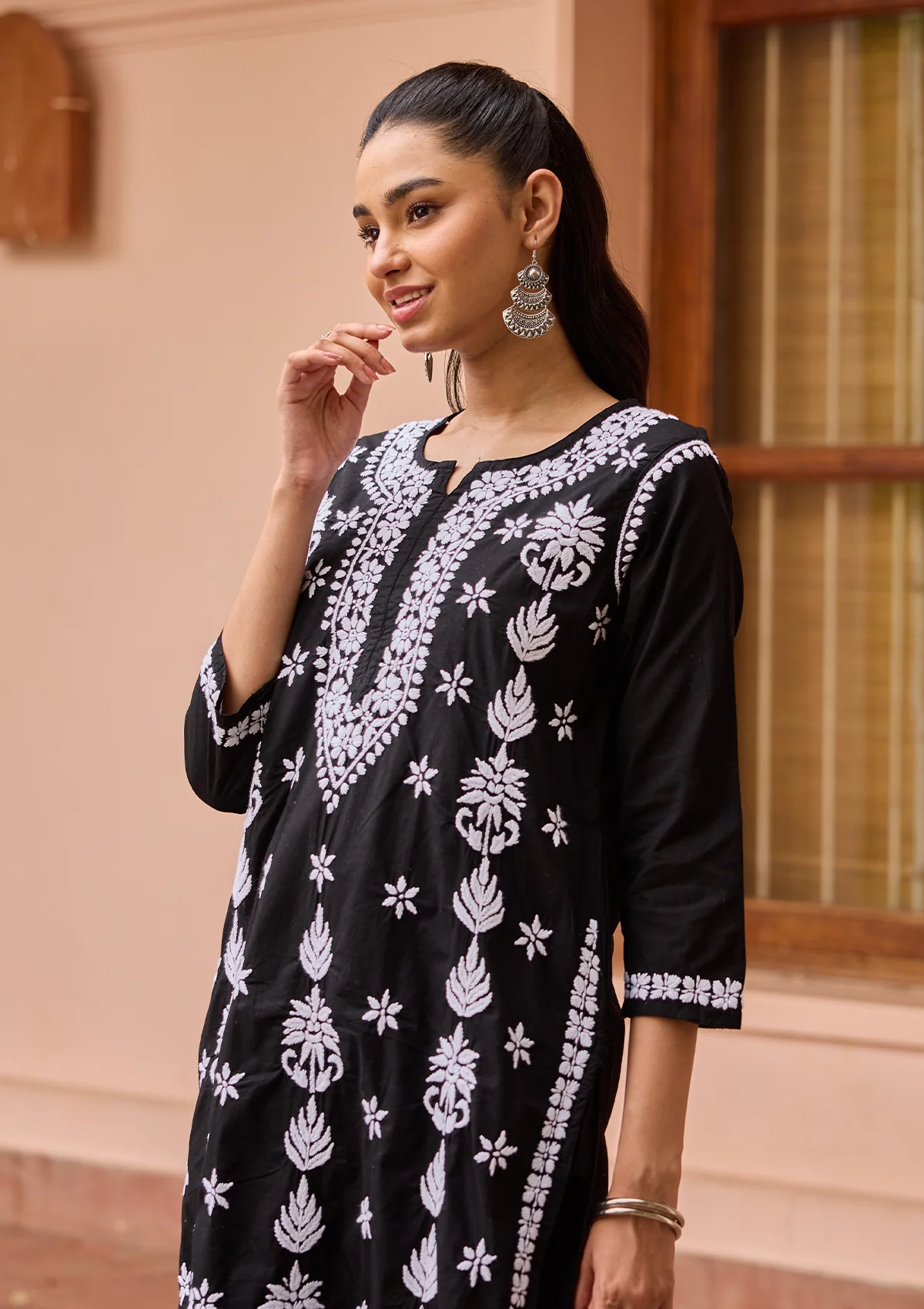 HOC Cotton Chikankari Solid Women's Long Kurta - Black - Image 3