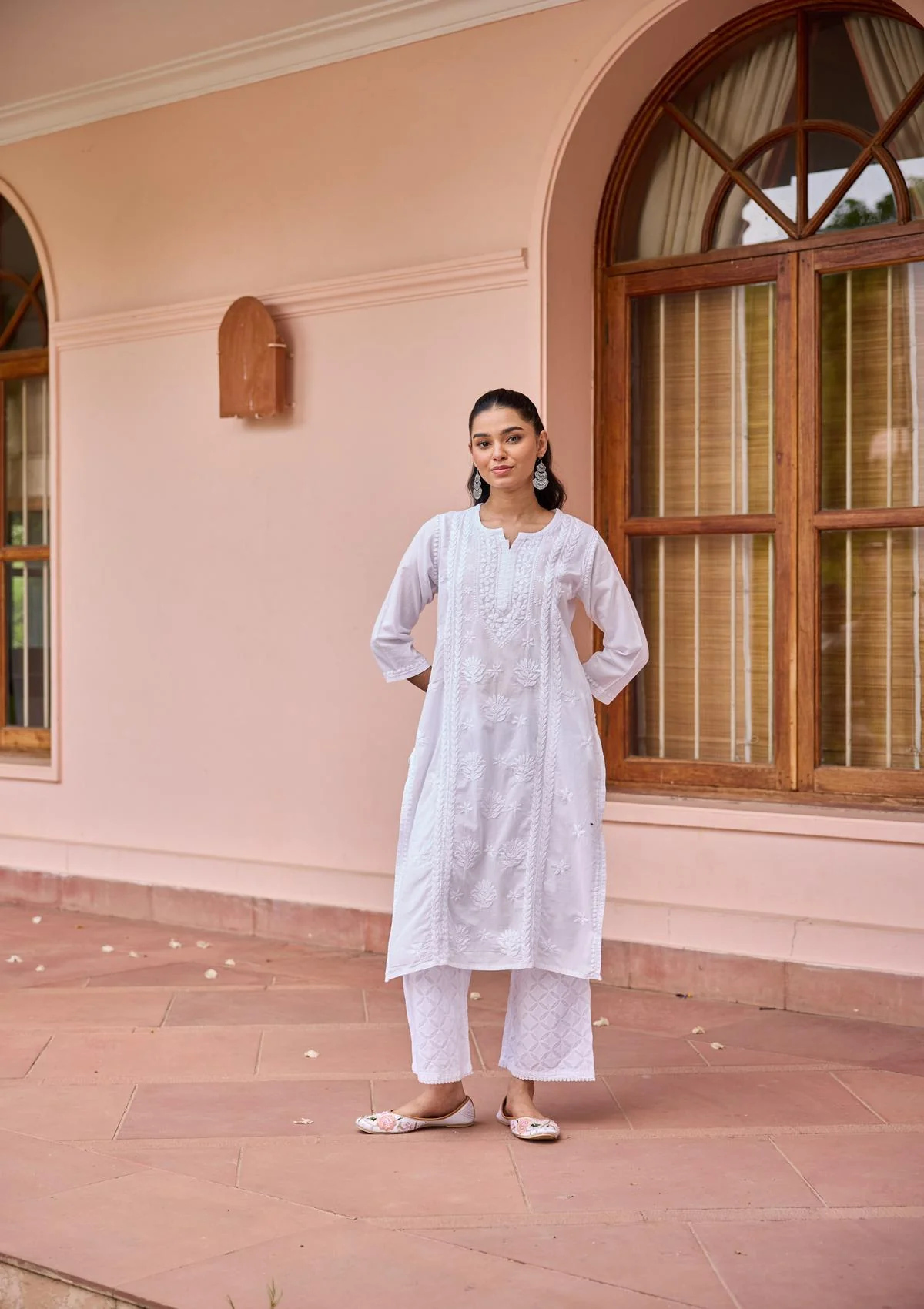 HOC Cotton Chikankari Solid Women's Long Kurta - White