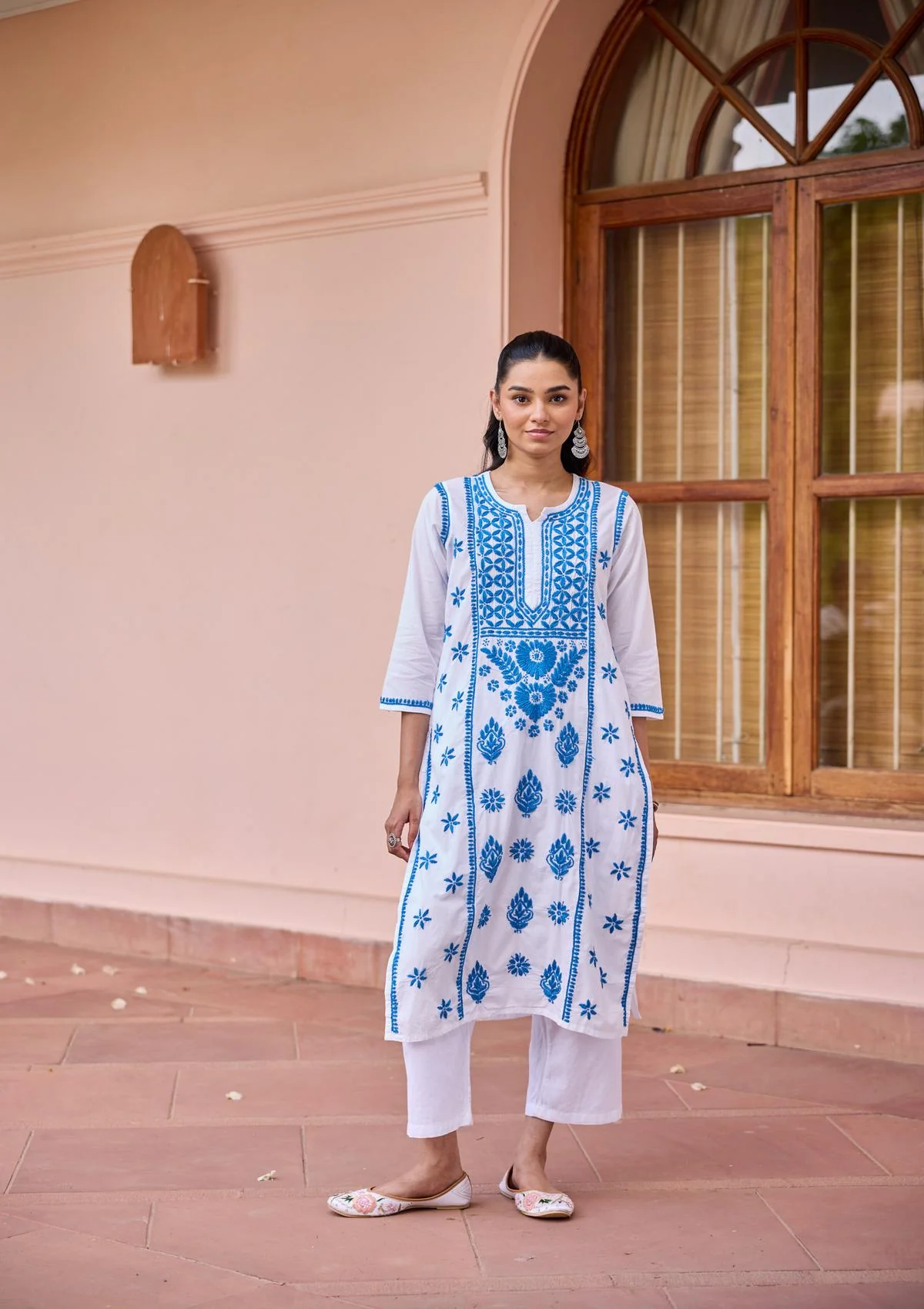 HOC Cotton Chikankari Solid Women's Long Kurta - White