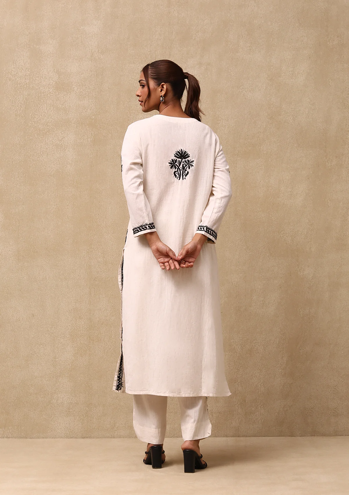 Sona Chikankari Solid Cotton Linen Women's 2PC Long Kurta Set - Off White - Image 6