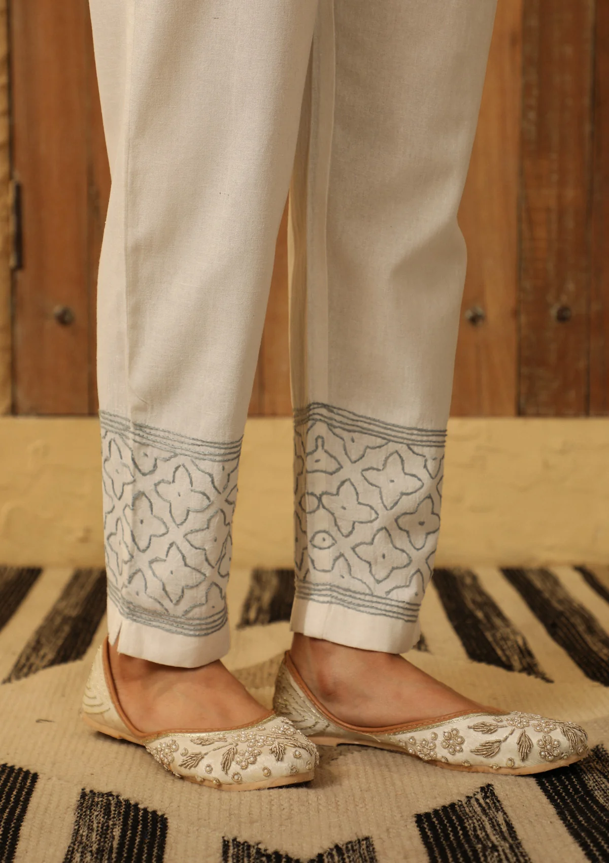 HOC Cotton Loom Embroidered Solid Women's Pants - Off-White - Image 4
