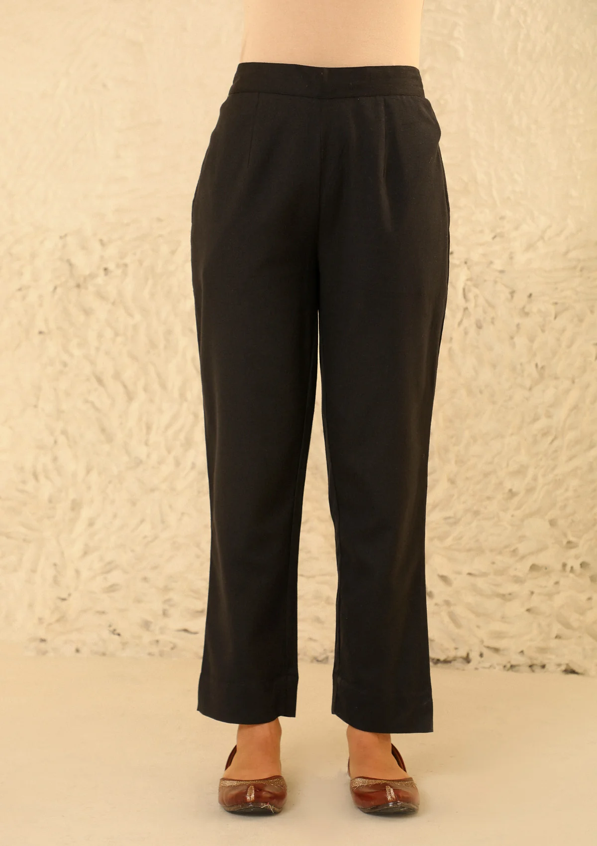 HOC Cotton Loom Women's Solid Tapered Pant - Black
