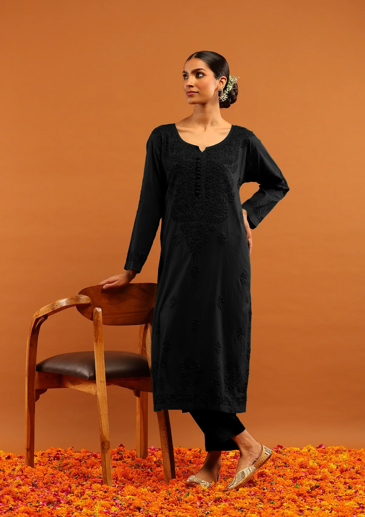 HOC Dobby Cotton Chikankari Solid Women's Long Kurta - Black