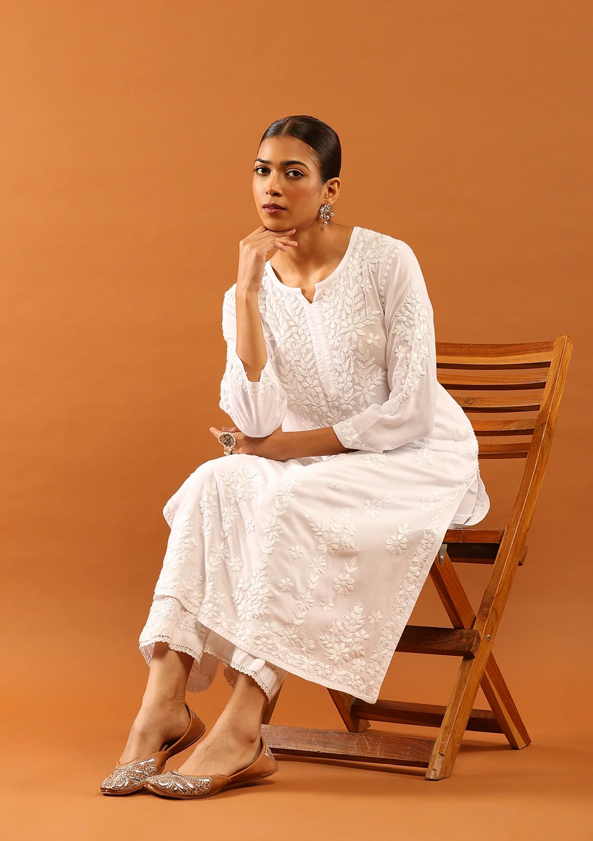 HOC Fenal Modal Chikankari Solid Women's Straight Kurta with Pockets - White - Image 5