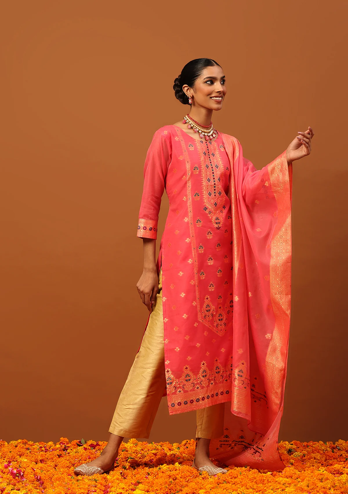 HOC Banarasi Chanderi Hand Weave Women's 3PC Long Kurta Set -Pink - Image 3