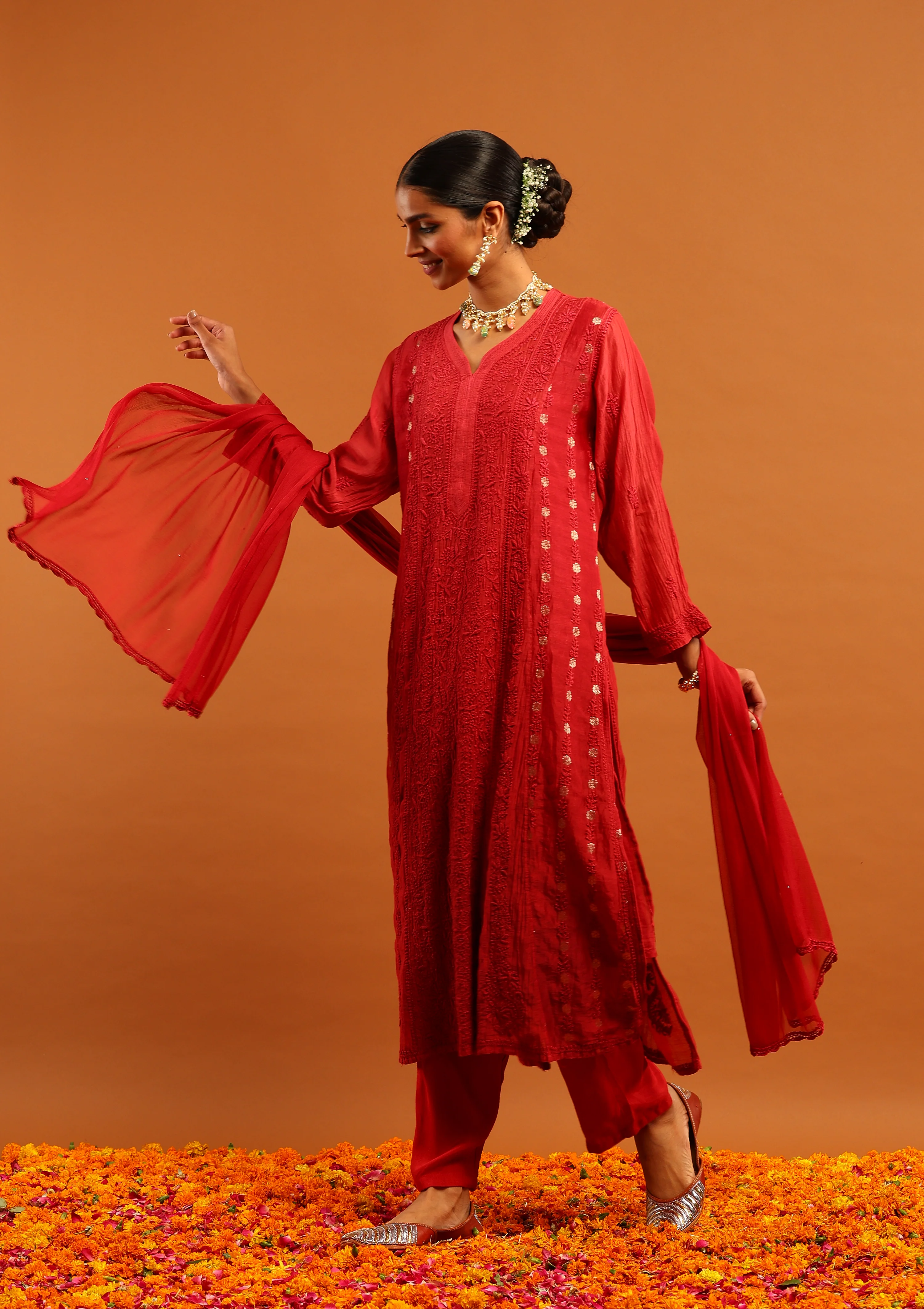 HOC Banarasi Mul Chanderi Chikankari Solid Women's 4 PC Straight Kurta Set - Red - Image 4