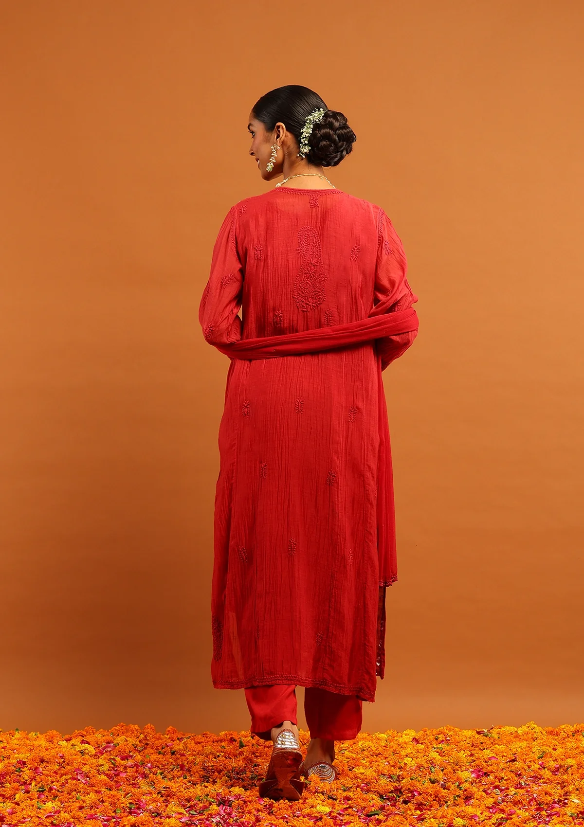HOC Banarasi Mul Chanderi Chikankari Solid Women's 4 PC Straight Kurta Set - Red - Image 6