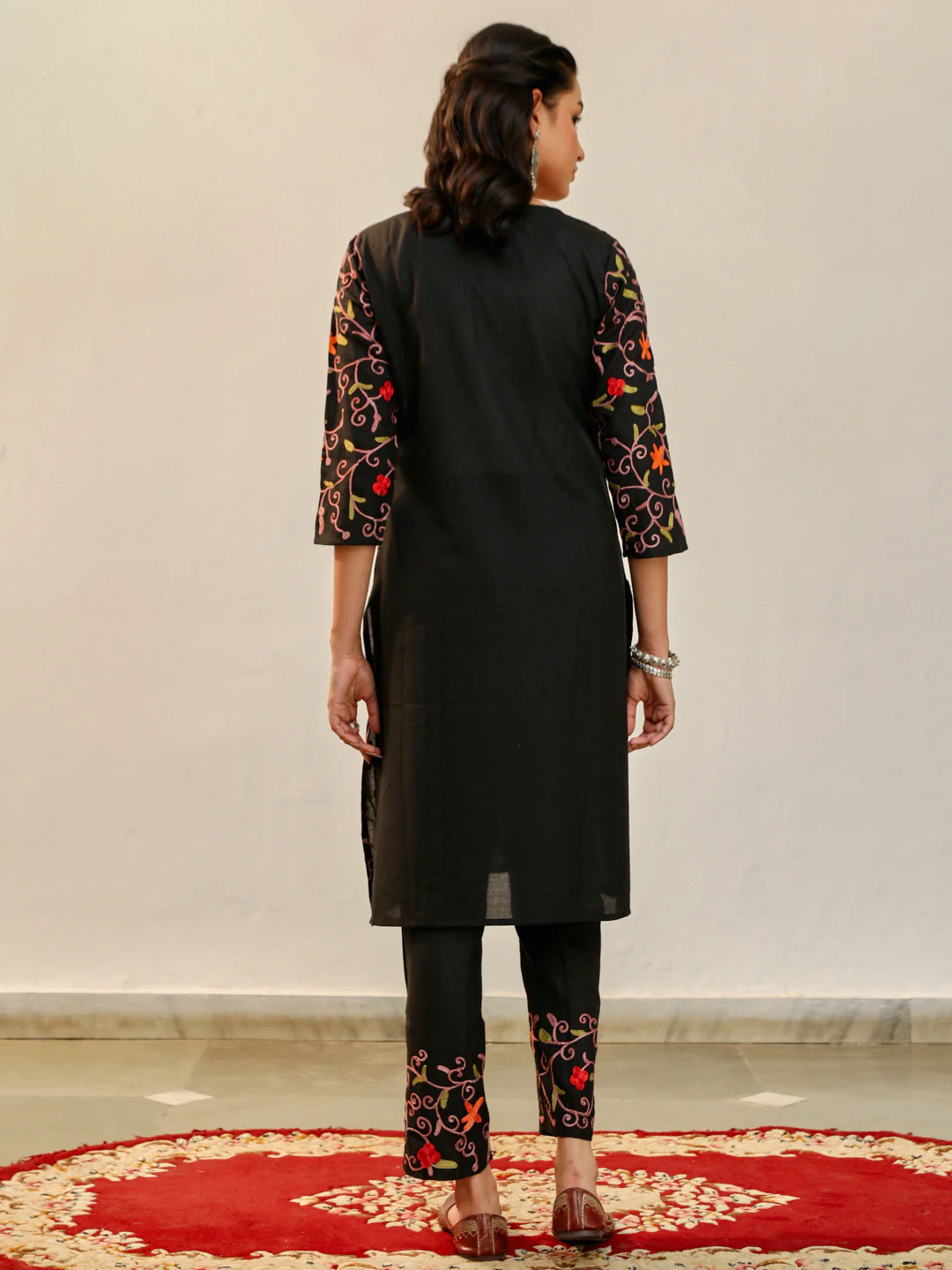 HOC Aari Embroidered Cotton Solid Women's 2PC Long Kurta Set - Black - Image 7