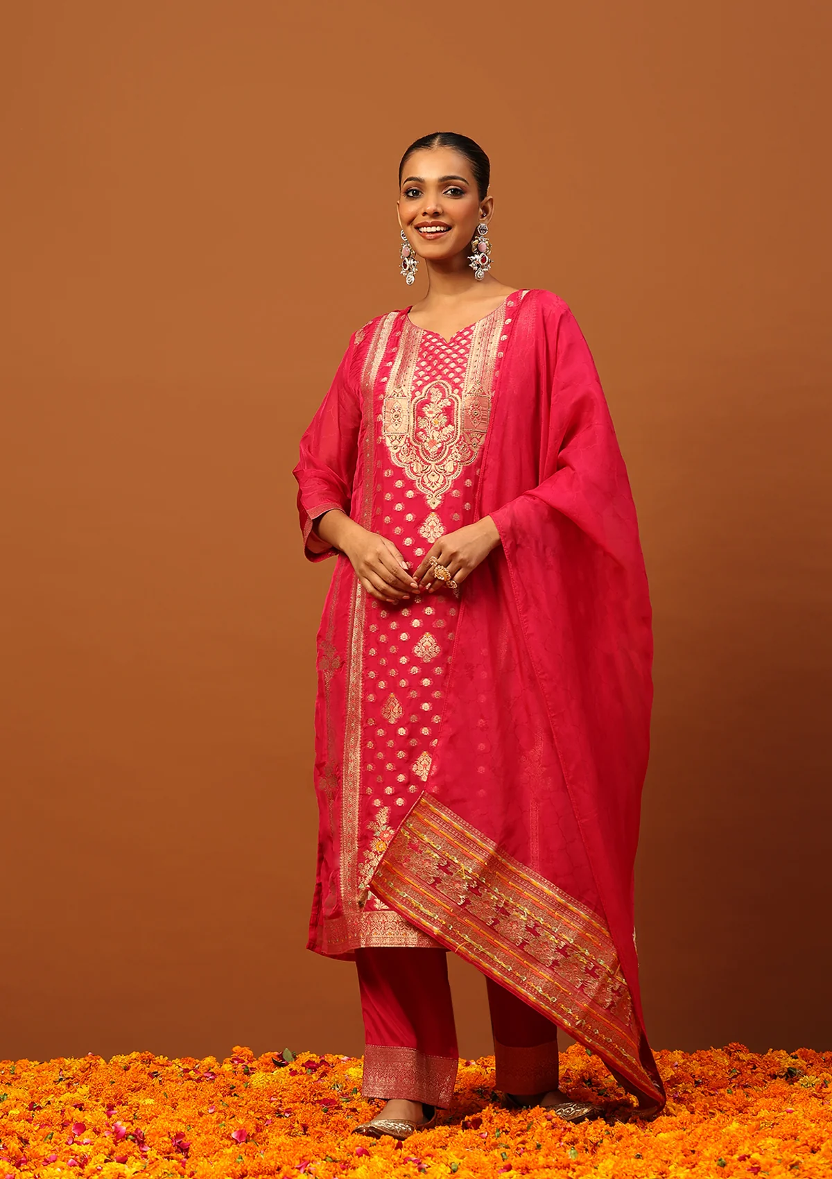 HOC Jacquard Organza Hand Embellished Women's 3 PC Straight Kurta Set - Magenta - Image 3