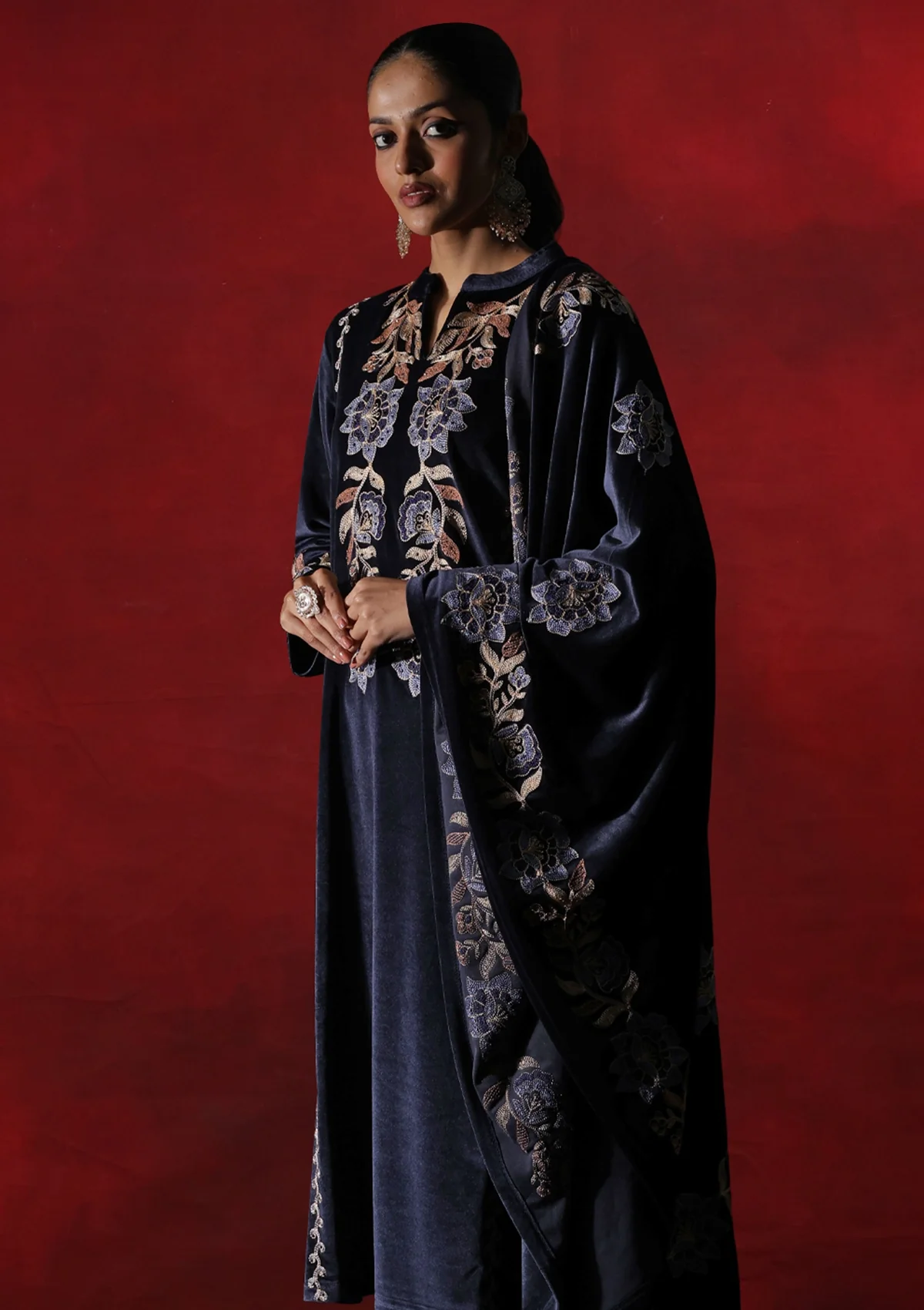 HOC Velvet Embroidered & Embellished Solid Women's 3 PC Kurta Set- Navy Blue - Image 4