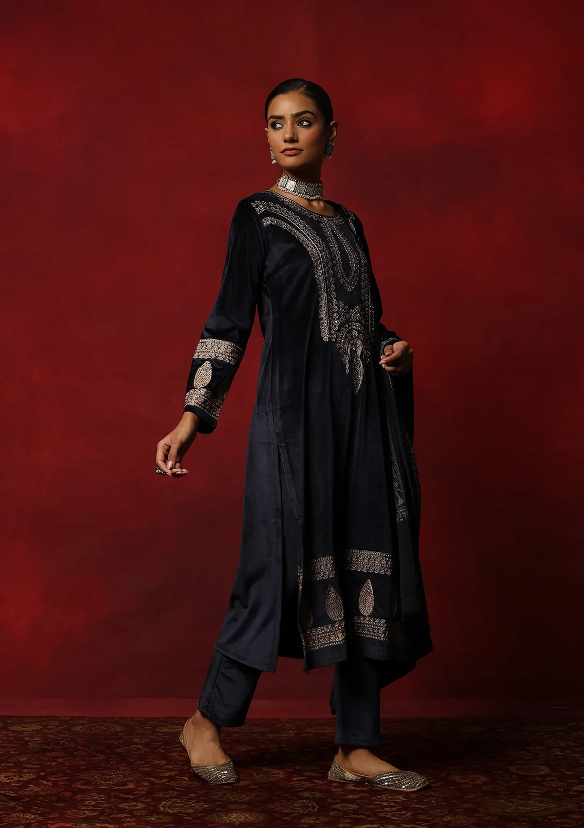 HOC Velvet Embroidered & Embellished Solid Women's 3 PC Kurta Set- Navy Blue - Image 4