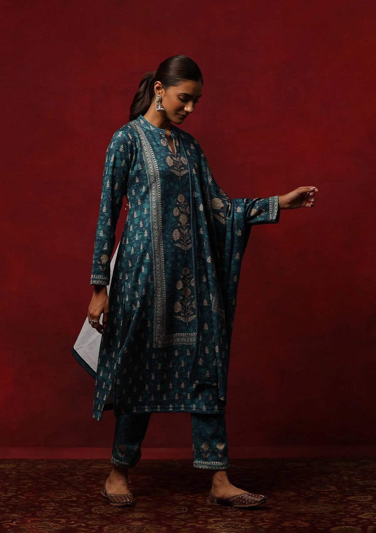 HOC Woollen Hand Embellished Printed Women's 3 PC Kurta Set - Teal Green - Image 5