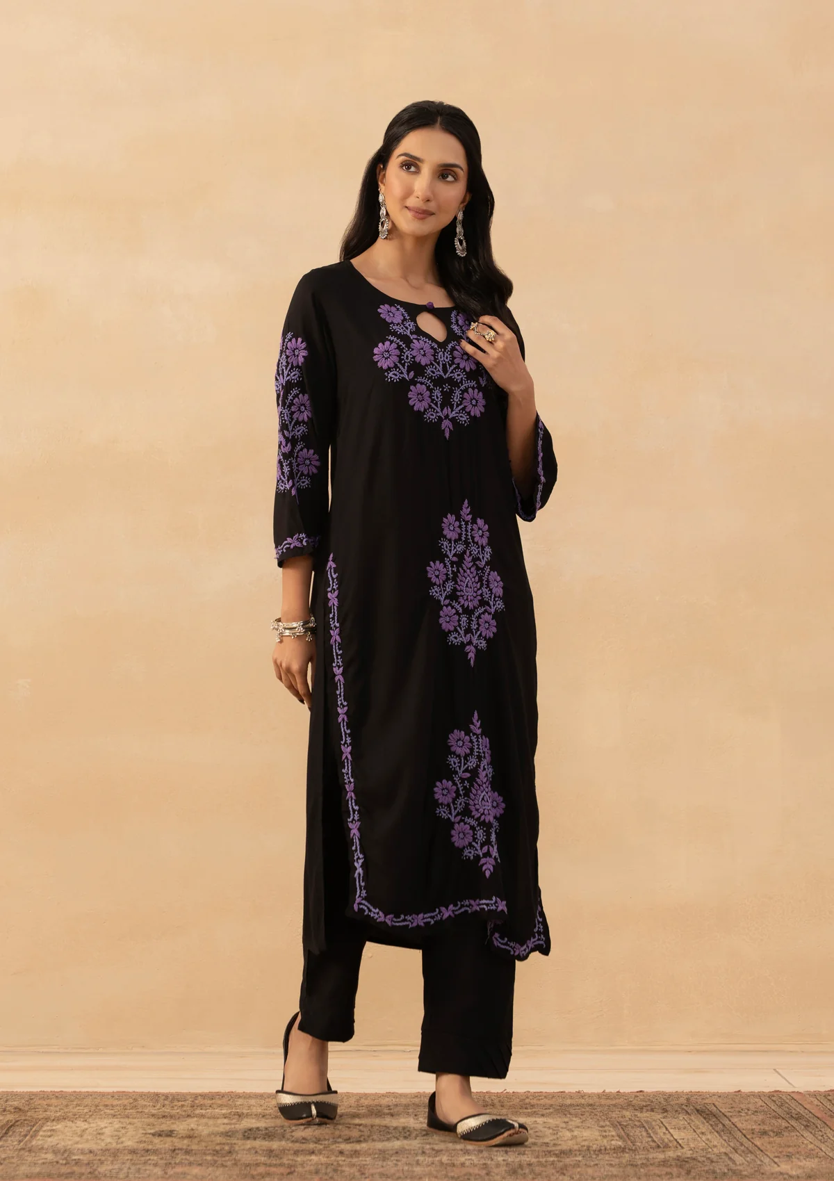 HOC Rayon Chikankari Solid Women's Long Kurta - Black - Image 3