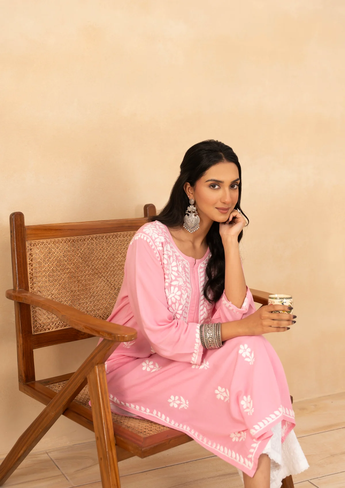 HOC Rayon Chikankari Solid Women's Long Kurta -Pink - Image 4
