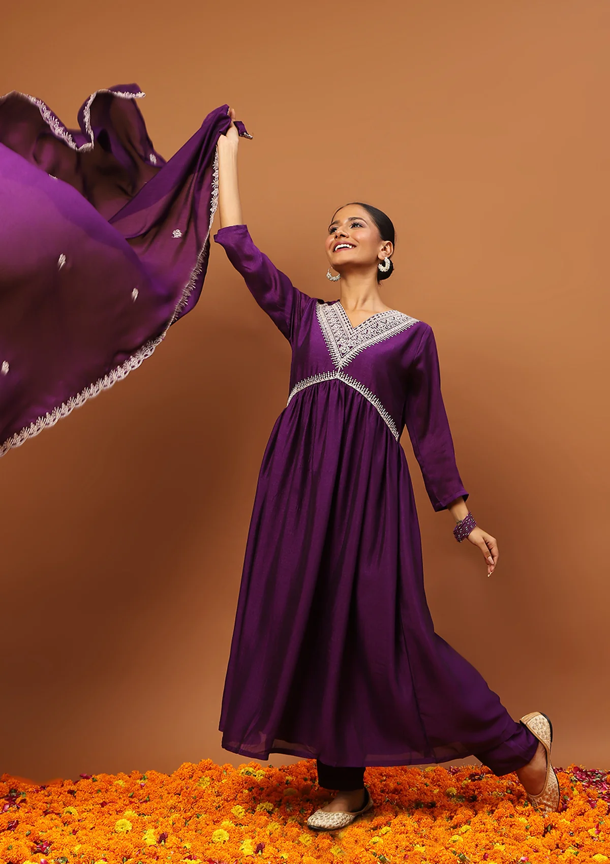HOC Silk Blend Embroidered With Sequins Solid Women's 3 PC A-Line Kurta Set-Purple - Image 4