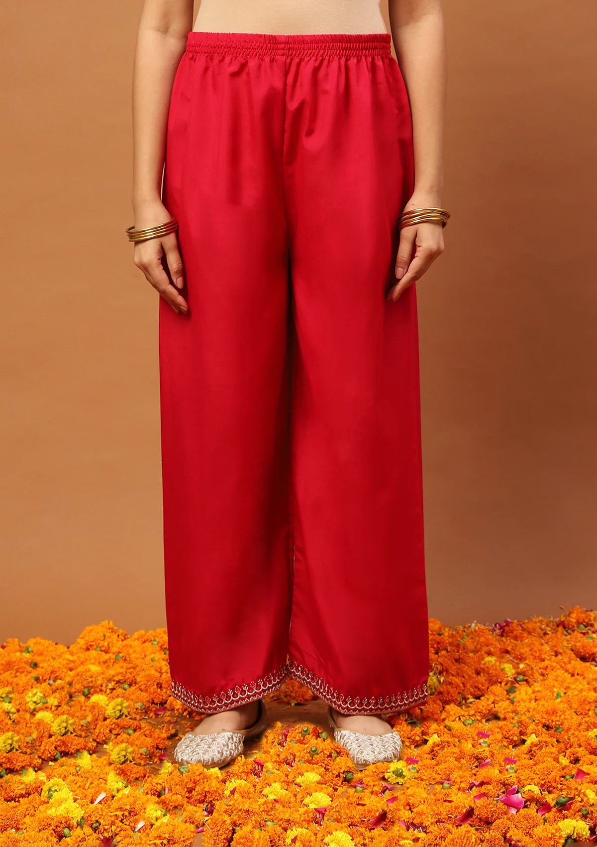 HOC Silk Blend Zari Embroidered Solid Women's 3 PC A-Line Kurta Set-Red - Image 4