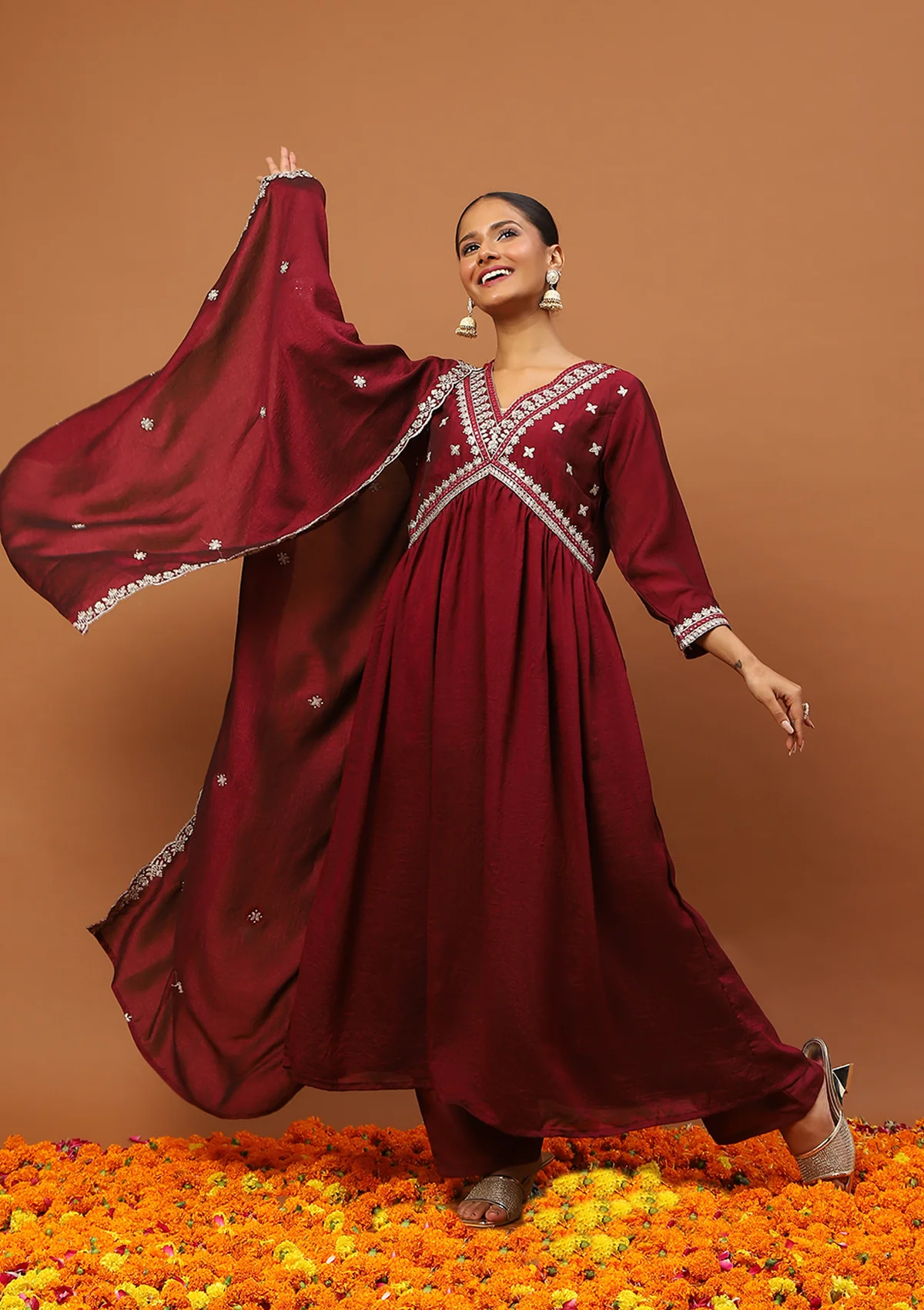 HOC Silk Blend Zari Embroidered With Sequins Solid Women's 3 PC A-Line Kurta Set-Maroon - Image 3