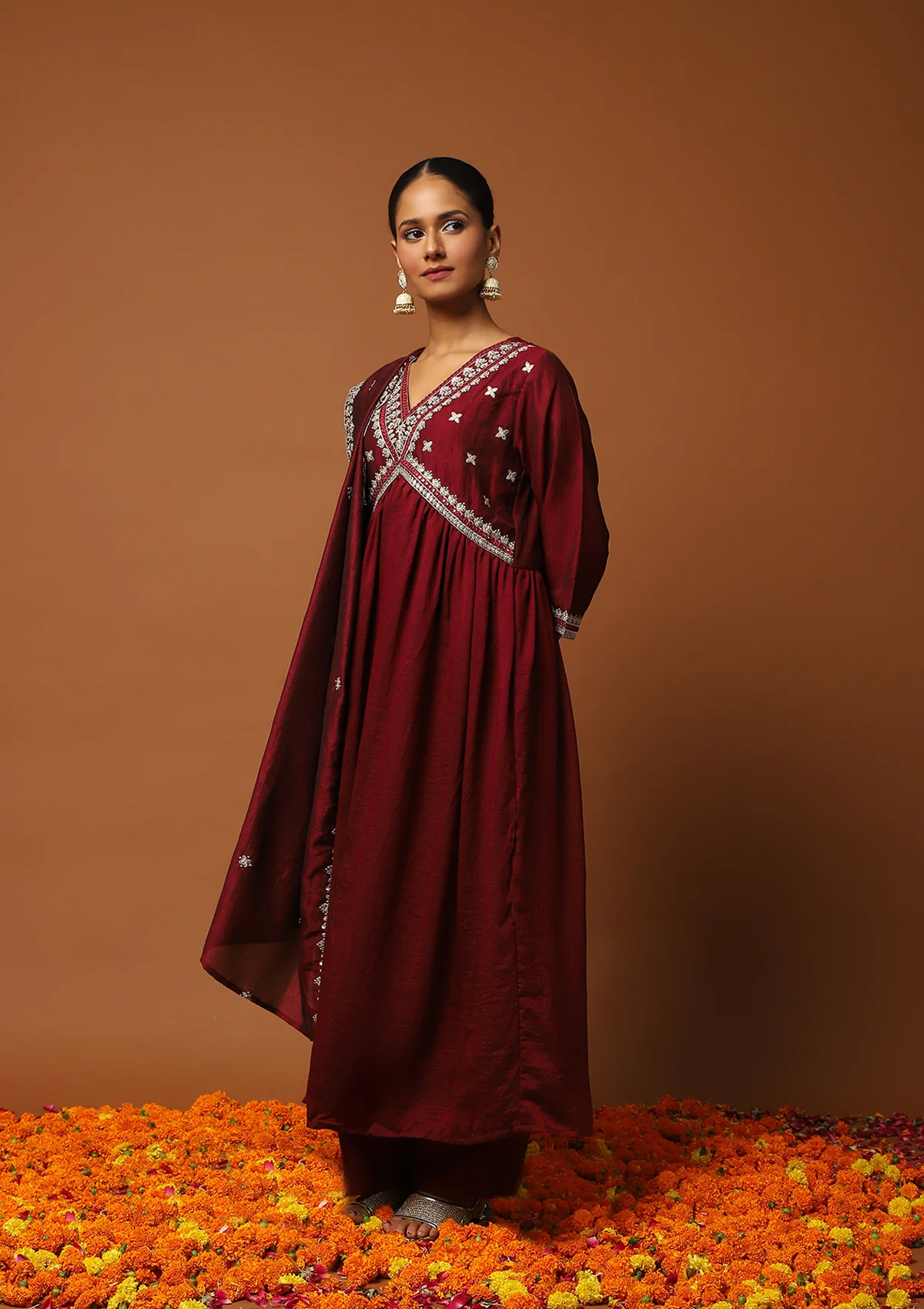 HOC Silk Blend Zari Embroidered With Sequins Solid Women's 3 PC A-Line Kurta Set-Maroon - Image 4