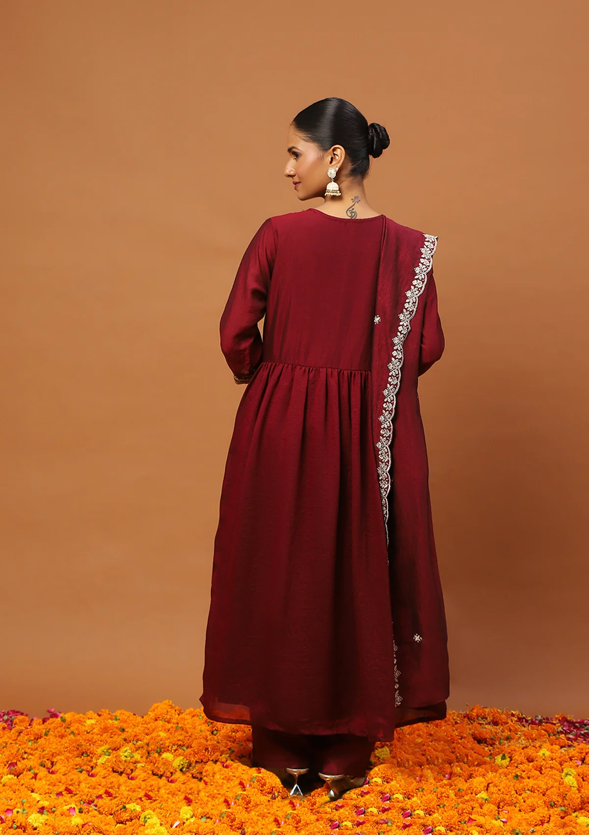 HOC Silk Blend Zari Embroidered With Sequins Solid Women's 3 PC A-Line Kurta Set-Maroon - Image 6