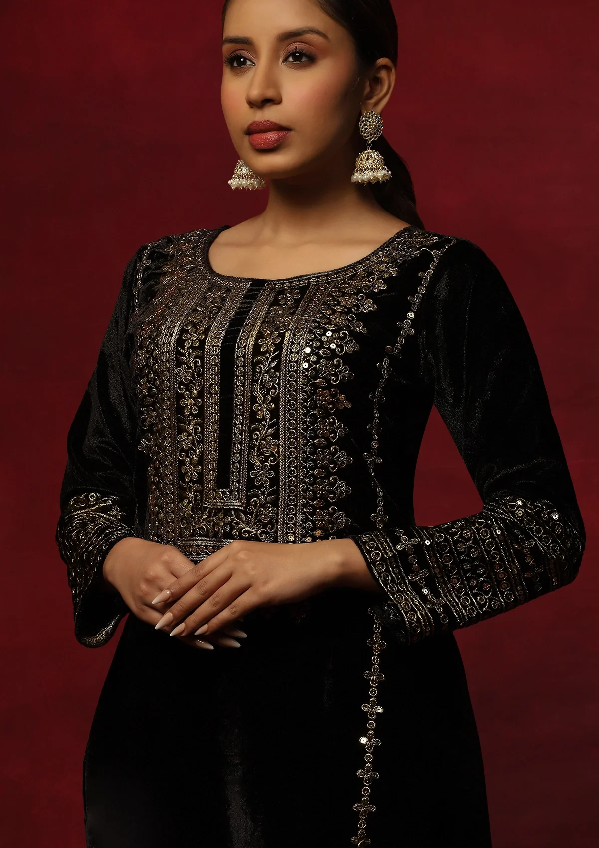 HOC Velvet Zari & Sequin Solid Women's 3 Pc Long Kurta Set-Black - Image 4
