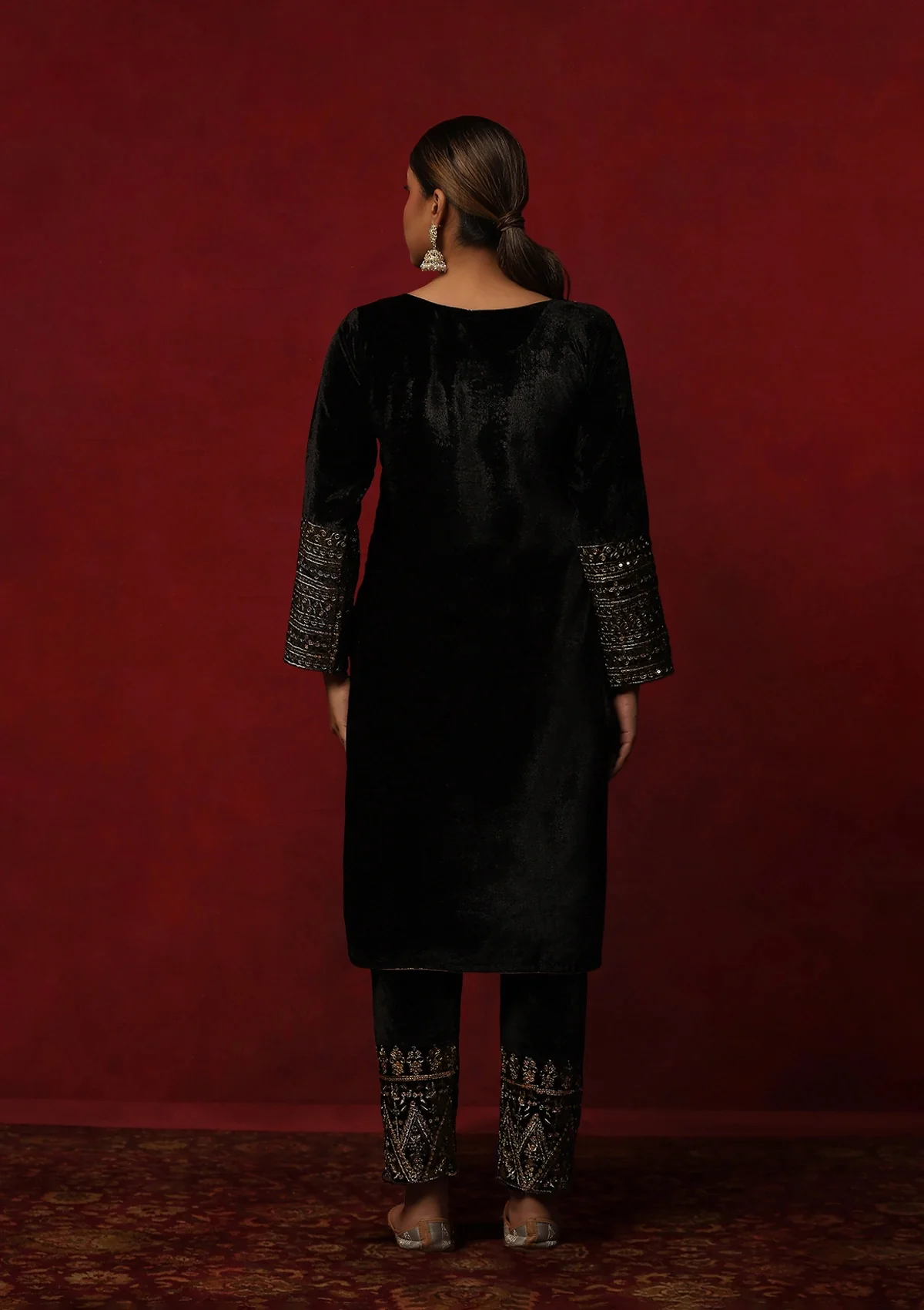 HOC Velvet Zari & Sequin Solid Women's 3 Pc Long Kurta Set-Black - Image 6