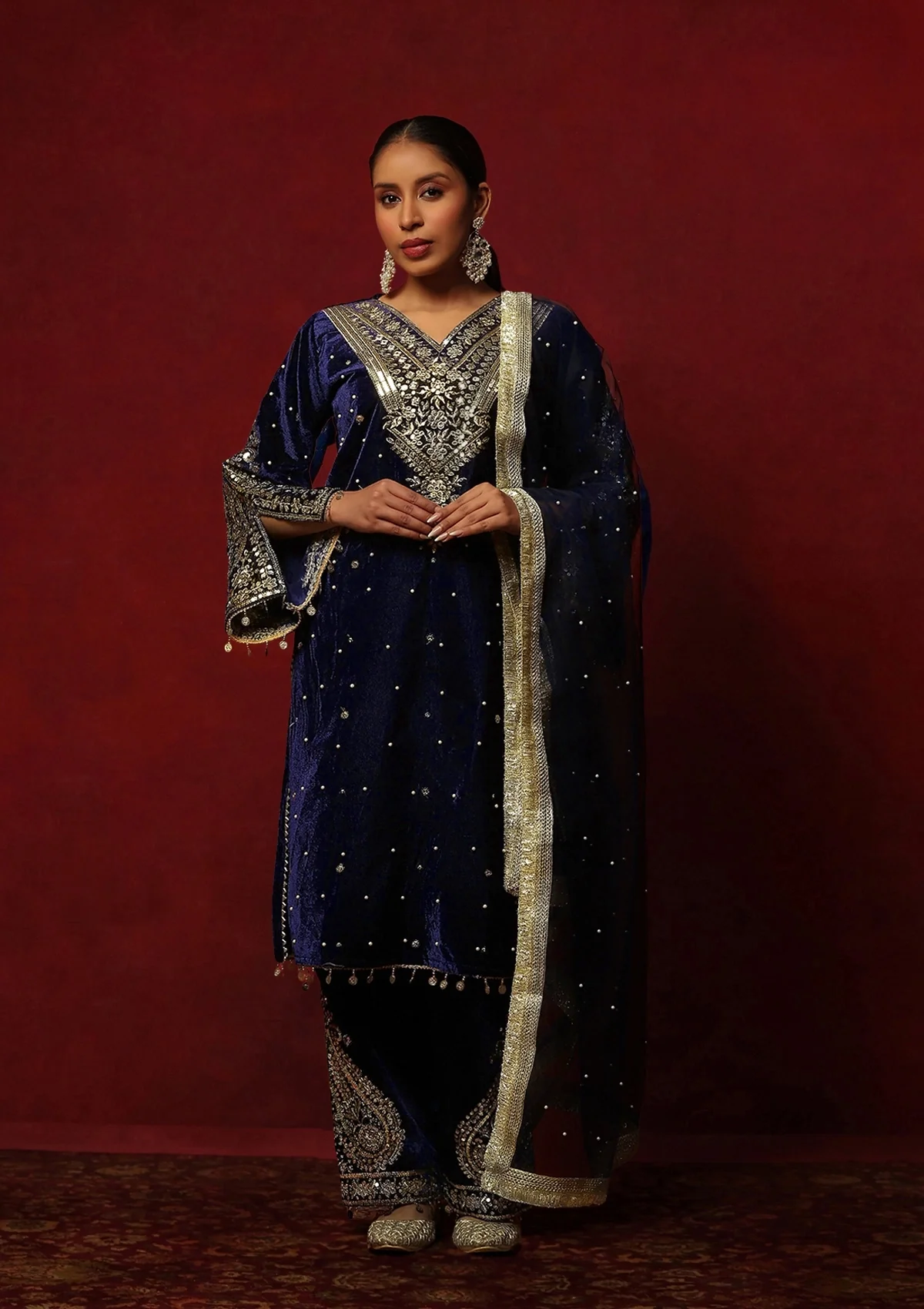 HOC Velvet Zari & Sequin Solid Women's 3 Pc Long Kurta Set-Navy Blue