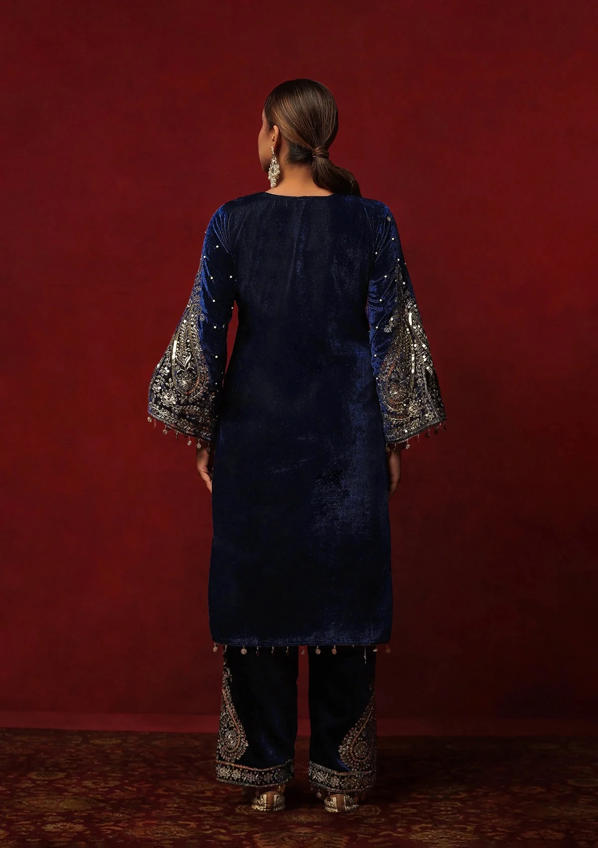 HOC Velvet Zari & Sequin Solid Women's 3 Pc Long Kurta Set-Navy Blue - Image 6