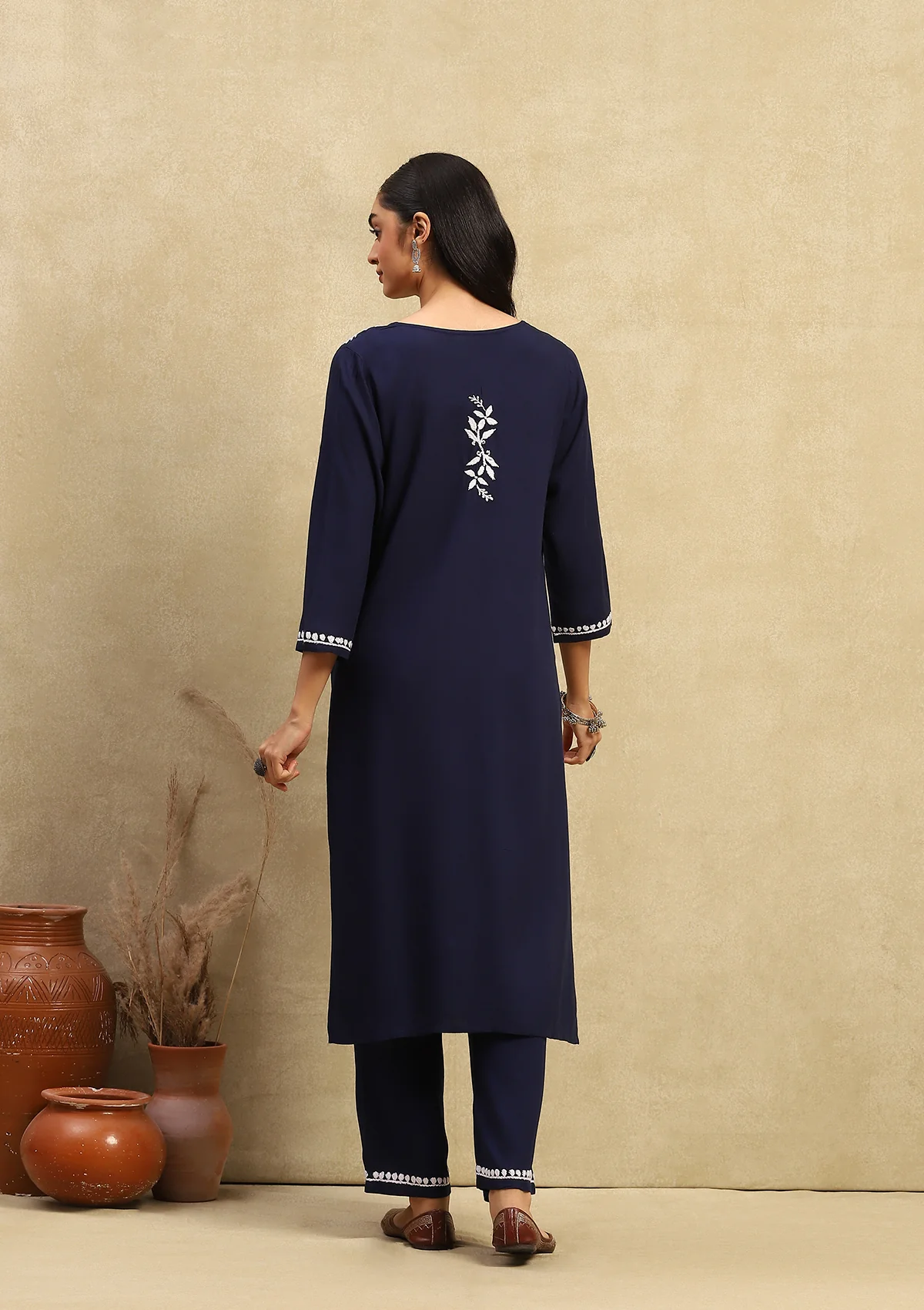 HOC Karima Chikankari Rayon Straight Kurta Set - Image 8