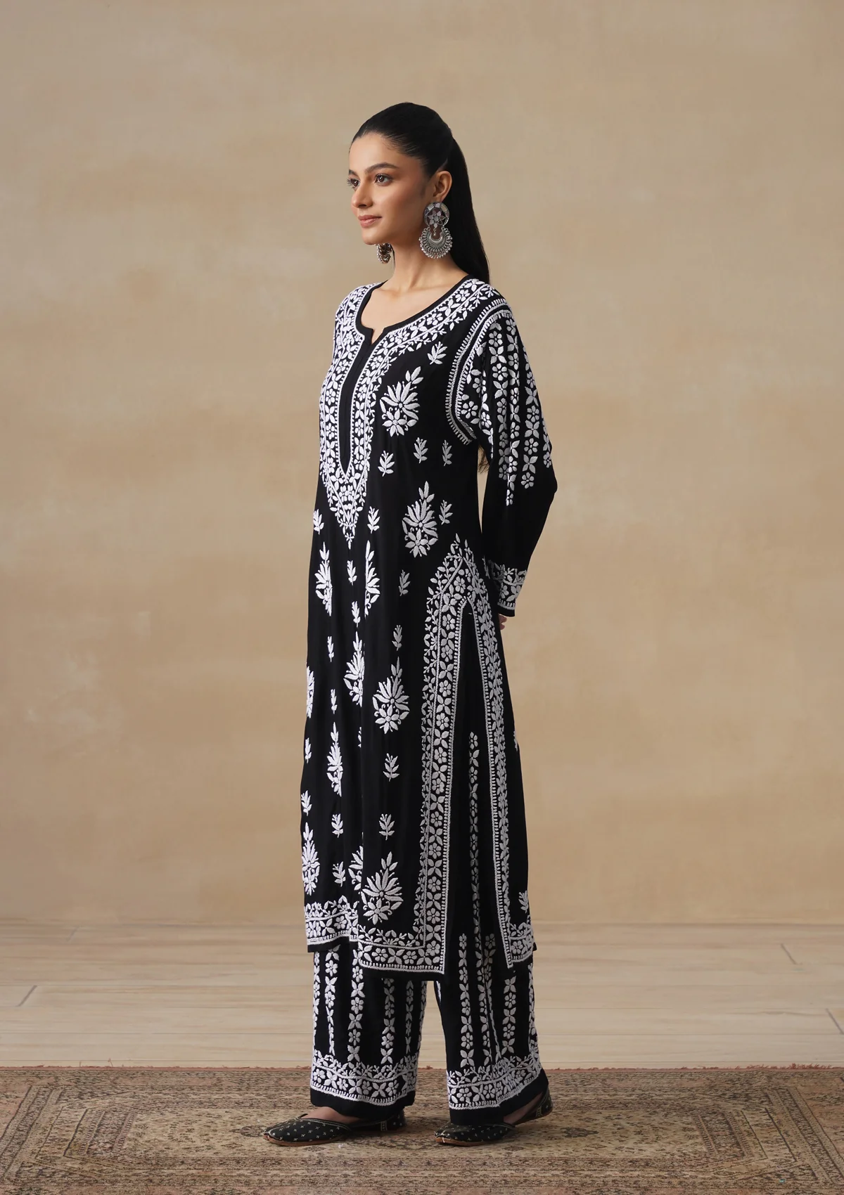 HOC Modal Chikankari Solid Women's 2 PC Long Kurta Set - Black - Image 3