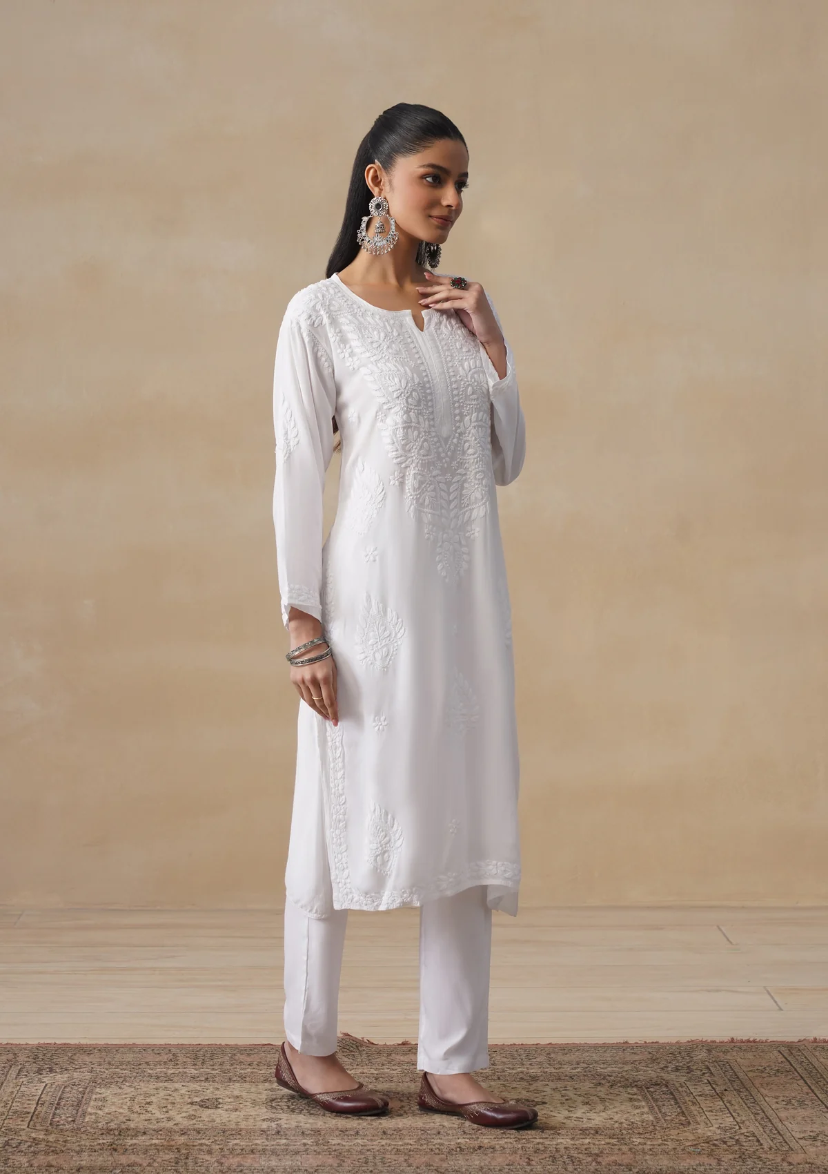 HOC Mulmul Chikankari Solid Women's Long Kurta - White - Image 2