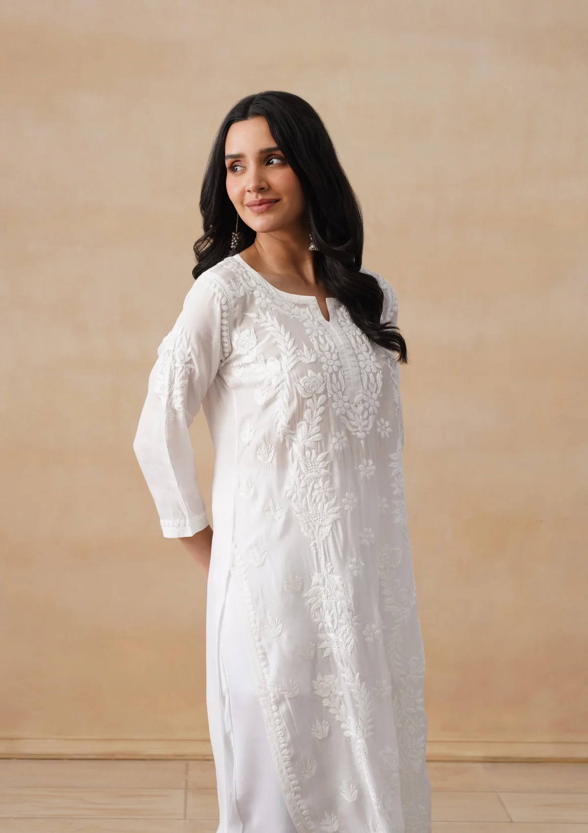 Muslin Chikankari Solid Women's Long Kurta - White - Image 7