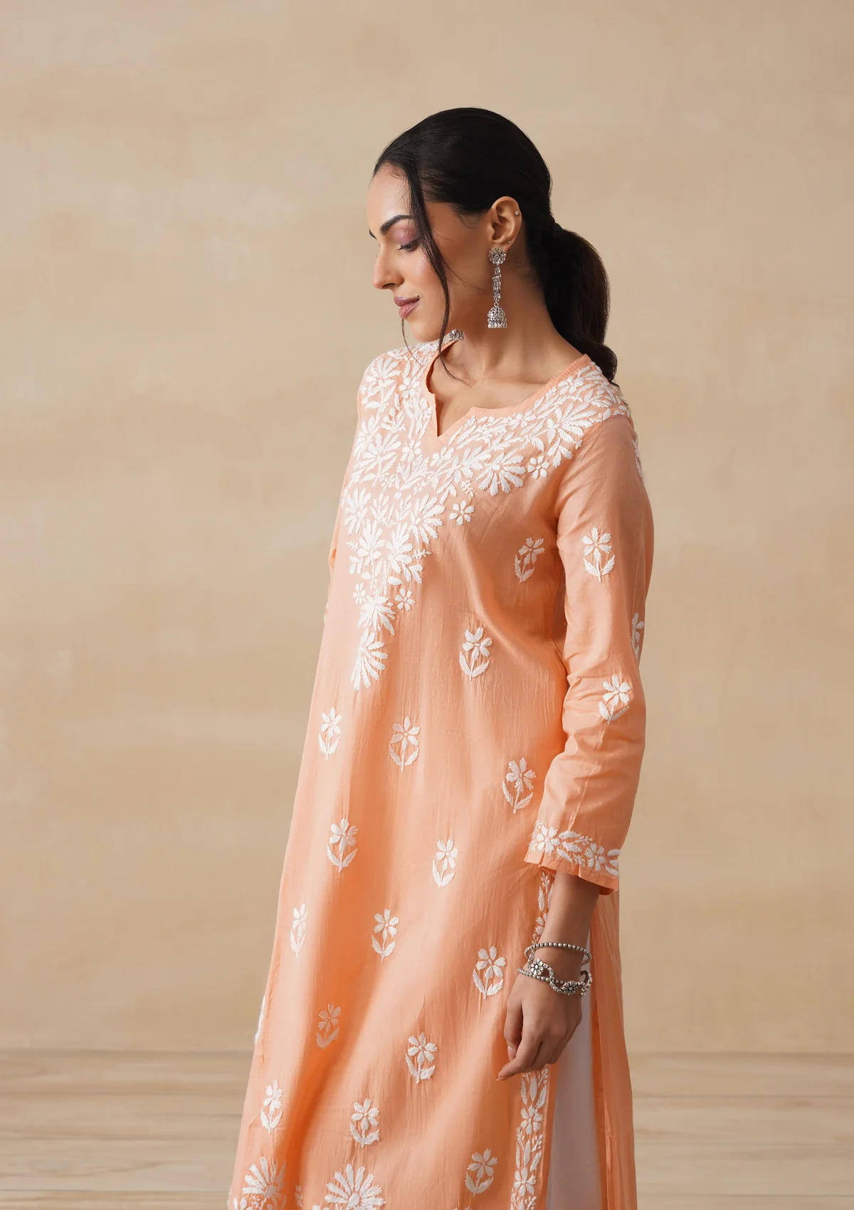 HOC Nida Chikankari Cotton Straight Kurta - Image 7