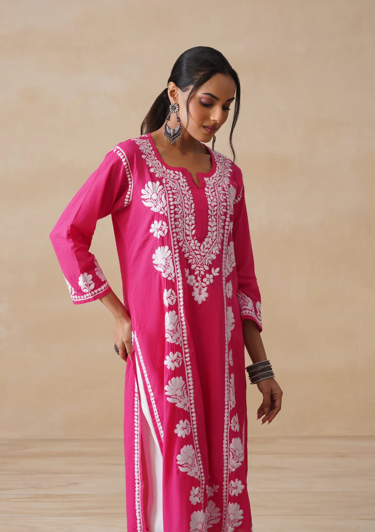 Pure Cotton Chikankari Solid Women's Long Kurta-Fuschia - Image 5