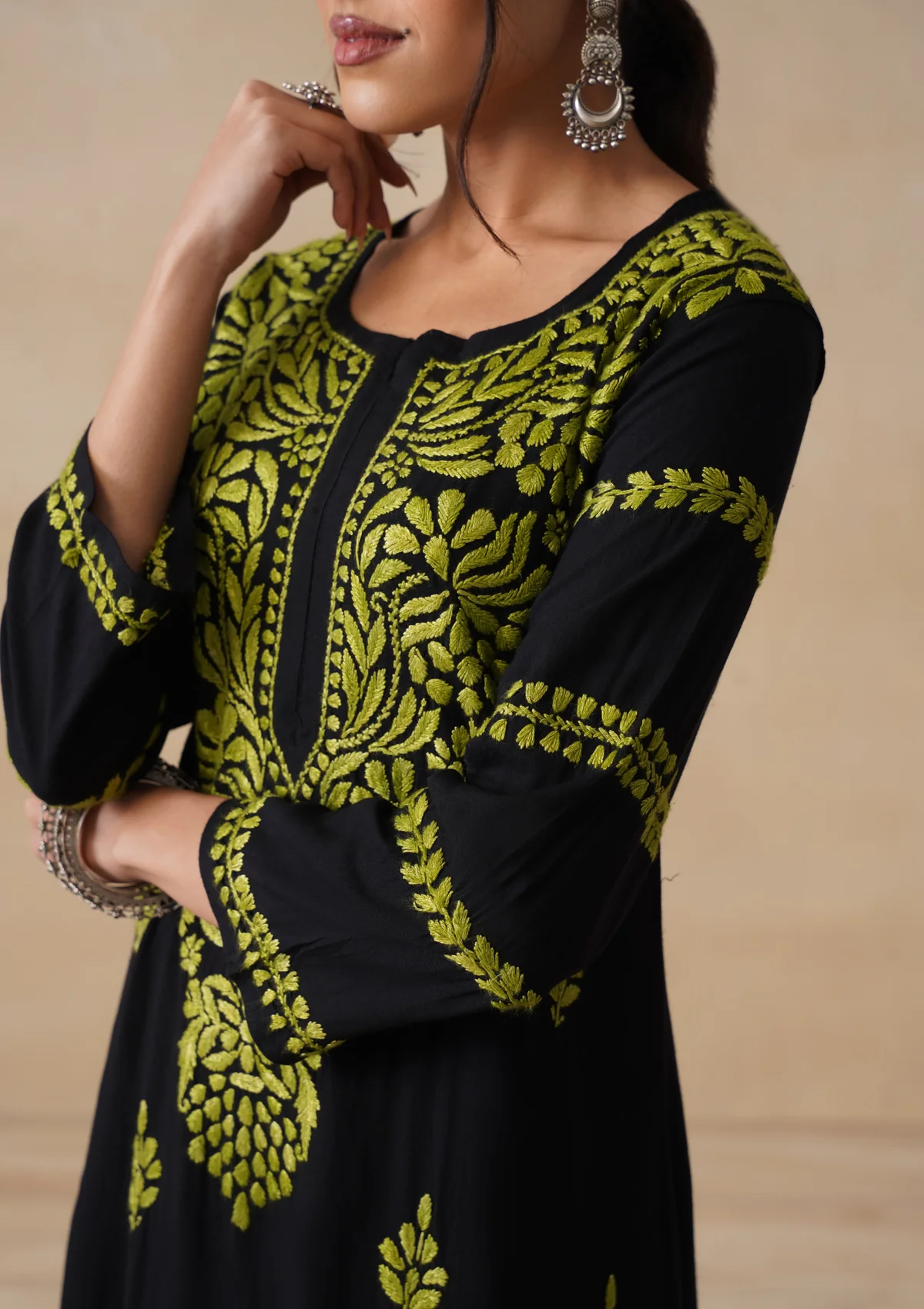 HOC Rayon Chikankari Solid Women's Long Kurta - Black - Image 3