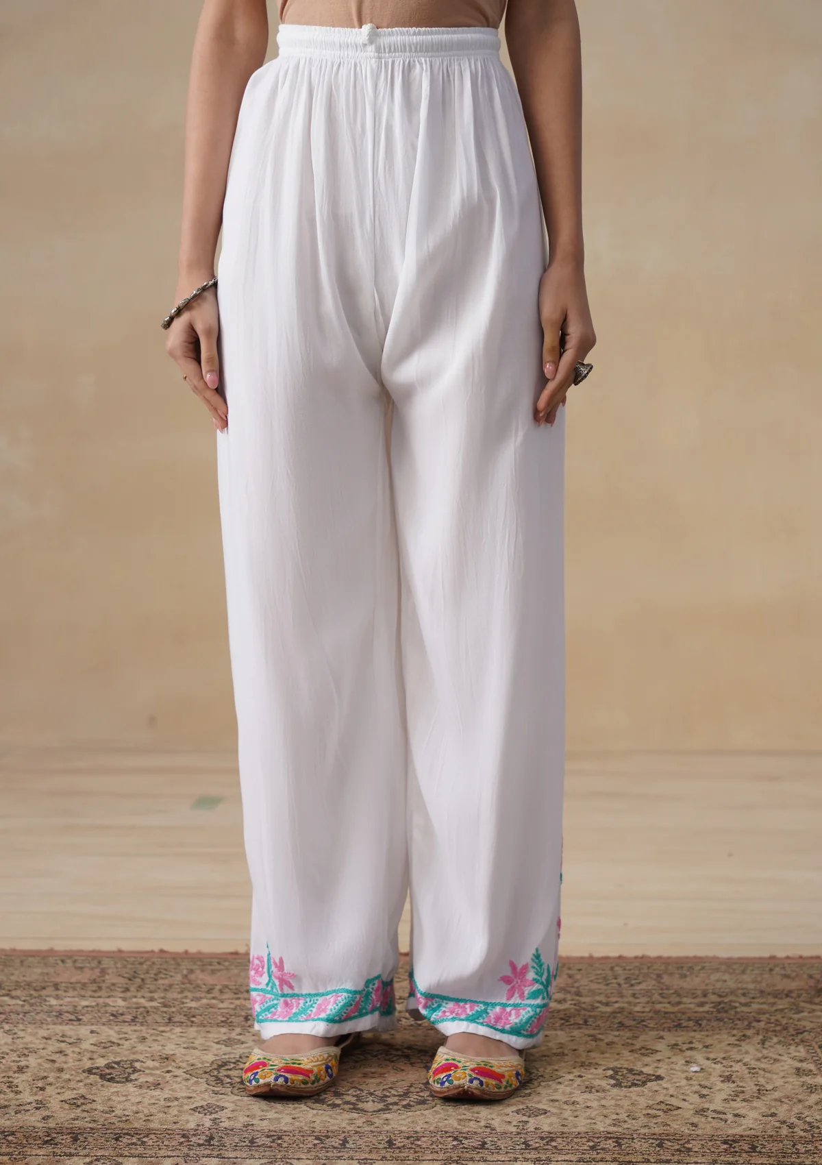 HOC Rayon Chikankari Solid Women's Long Kurta Set - White - Image 7