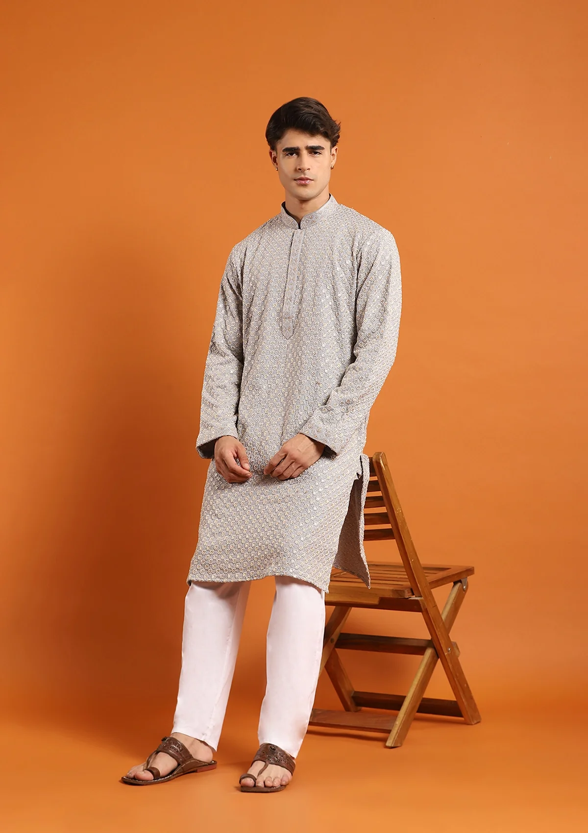 HOC Rayon Embroidered With Sequins Solid Men's Long Kurta- Light Grey - Image 5