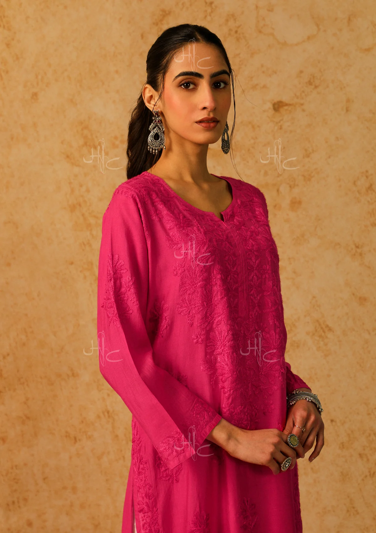 Shab Chikankari Chanderi Straight Kurta - Image 4
