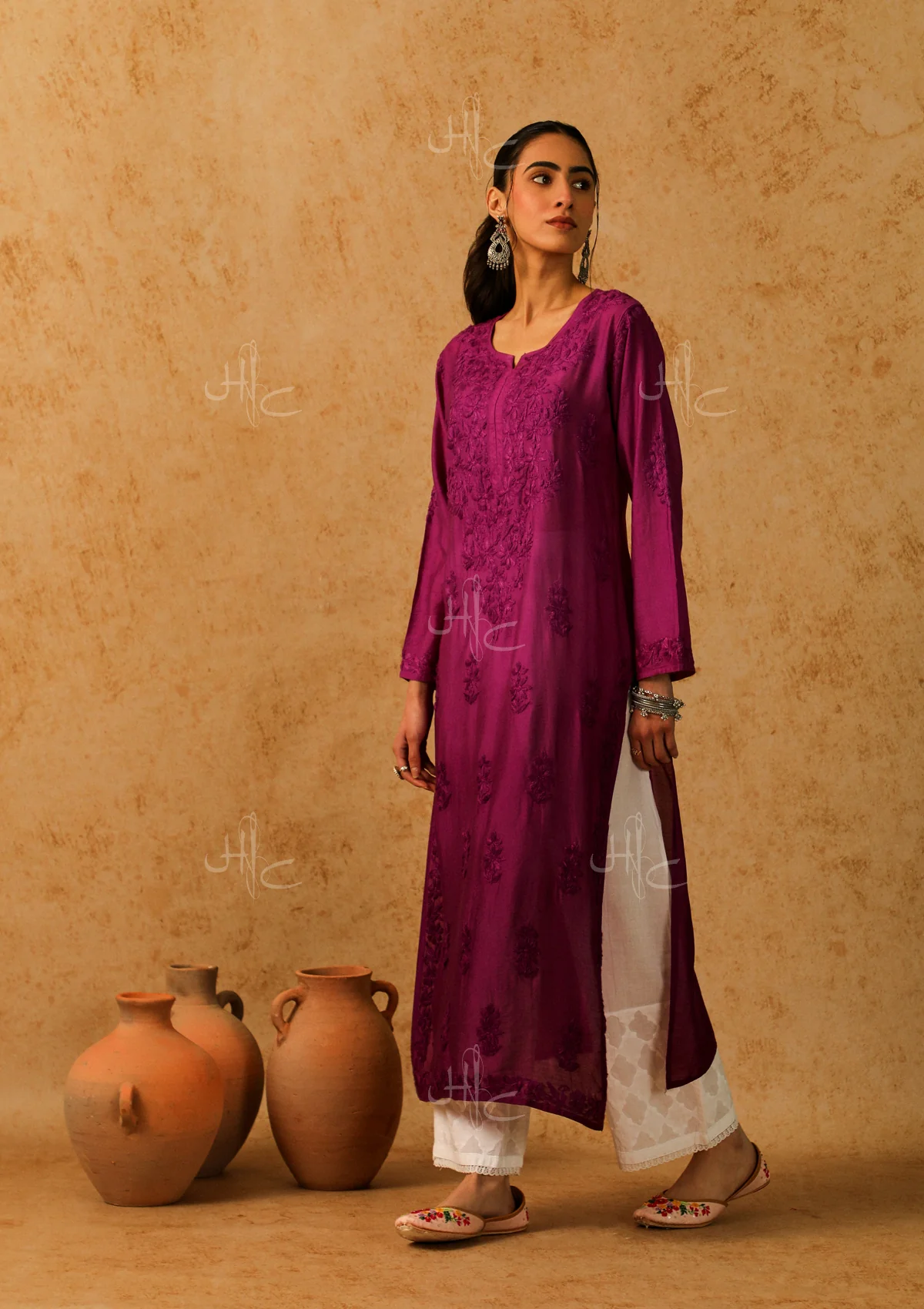 Shab Chikankari Chanderi Straight Kurta - Image 3