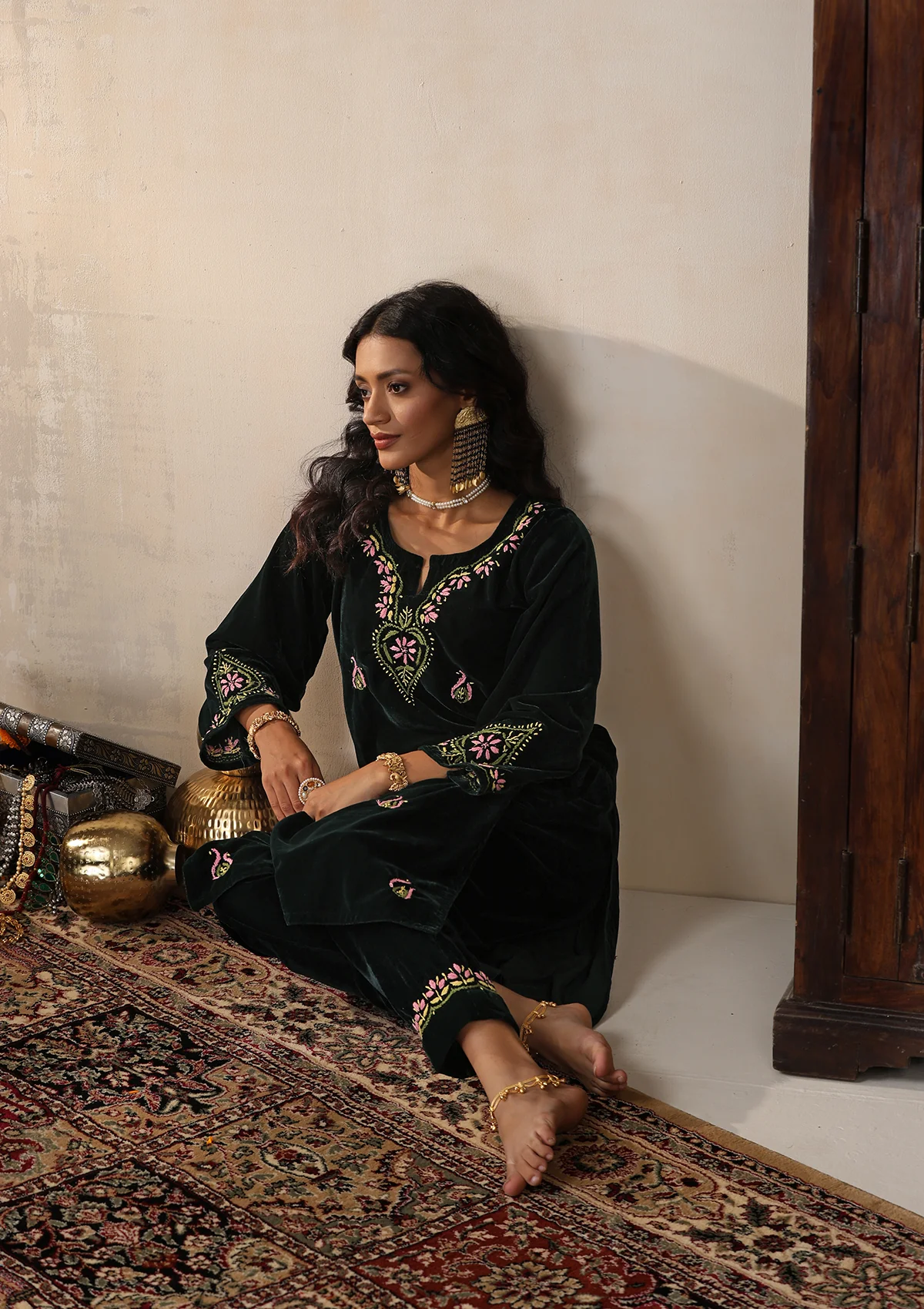 HOC Velvet Chikankari Solid Women's 2 PC Long Kurta Set - Green - Image 5