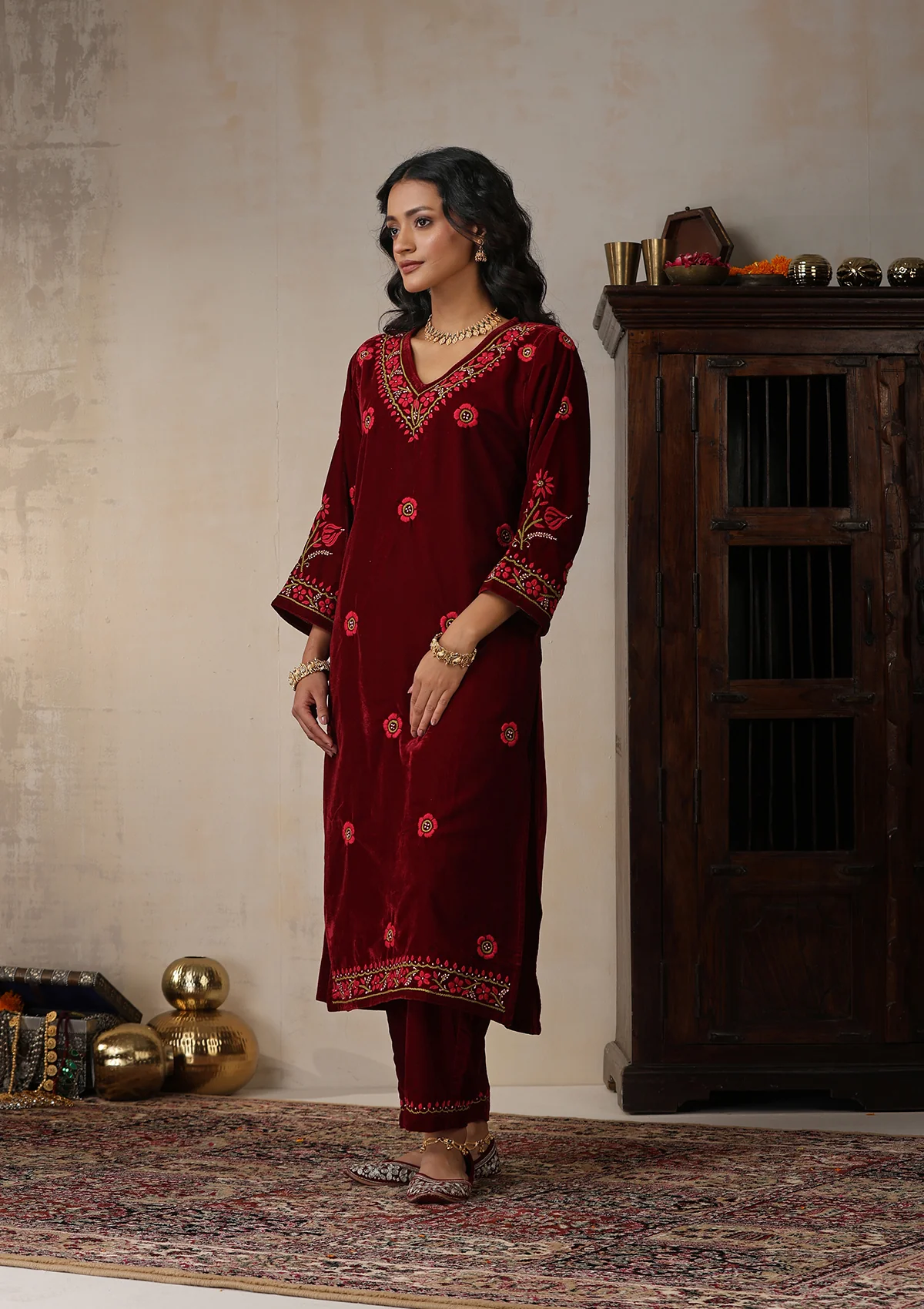 HOC Velvet Chikankari Solid Women's 2 PC Long Kurta Set - Maroon - Image 5