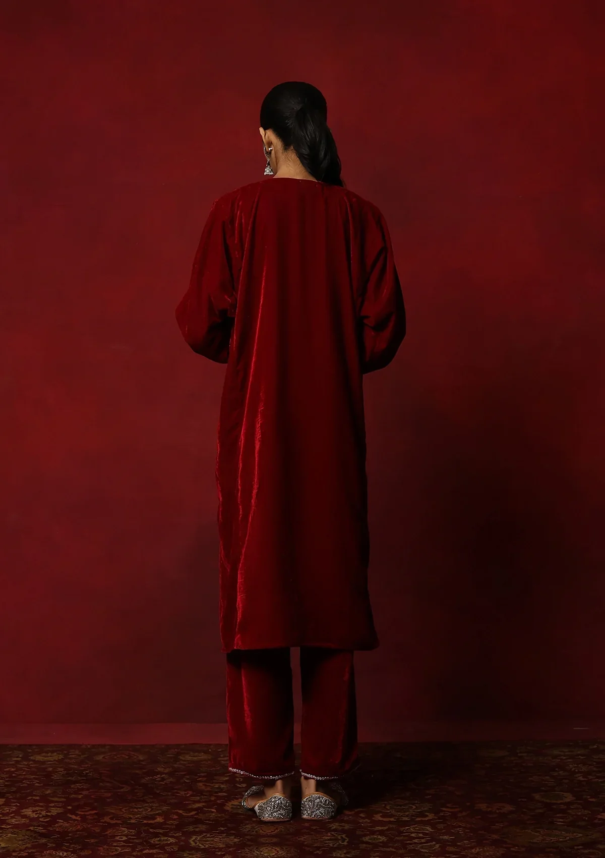 HOC Velvet Tilla Embroidered Solid Women's 2 Pc Phiran Set -Maroon - Image 6