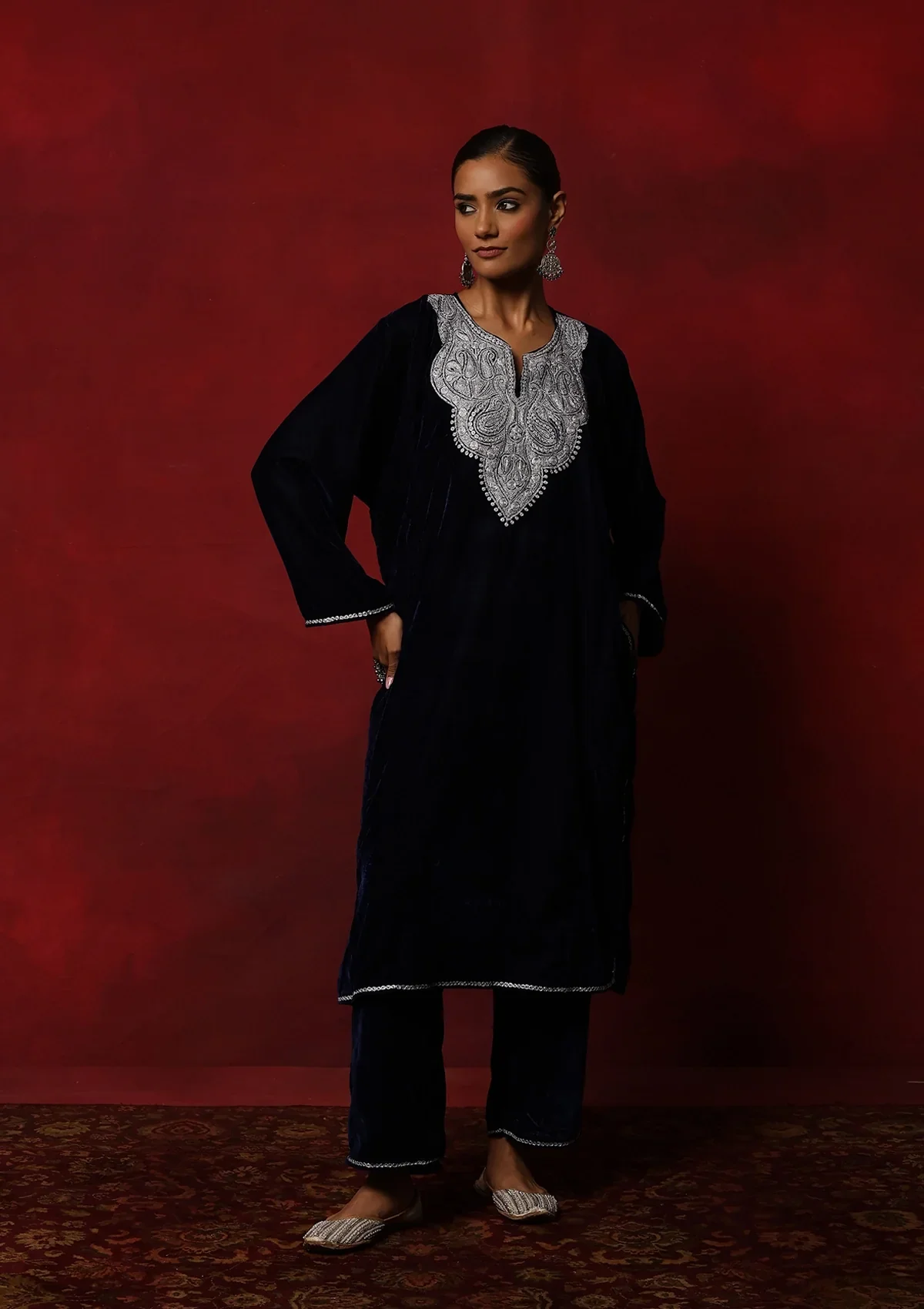 HOC Velvet Tilla Embroidered Solid Women's 2 Pc Phiran Set -Navy Blue