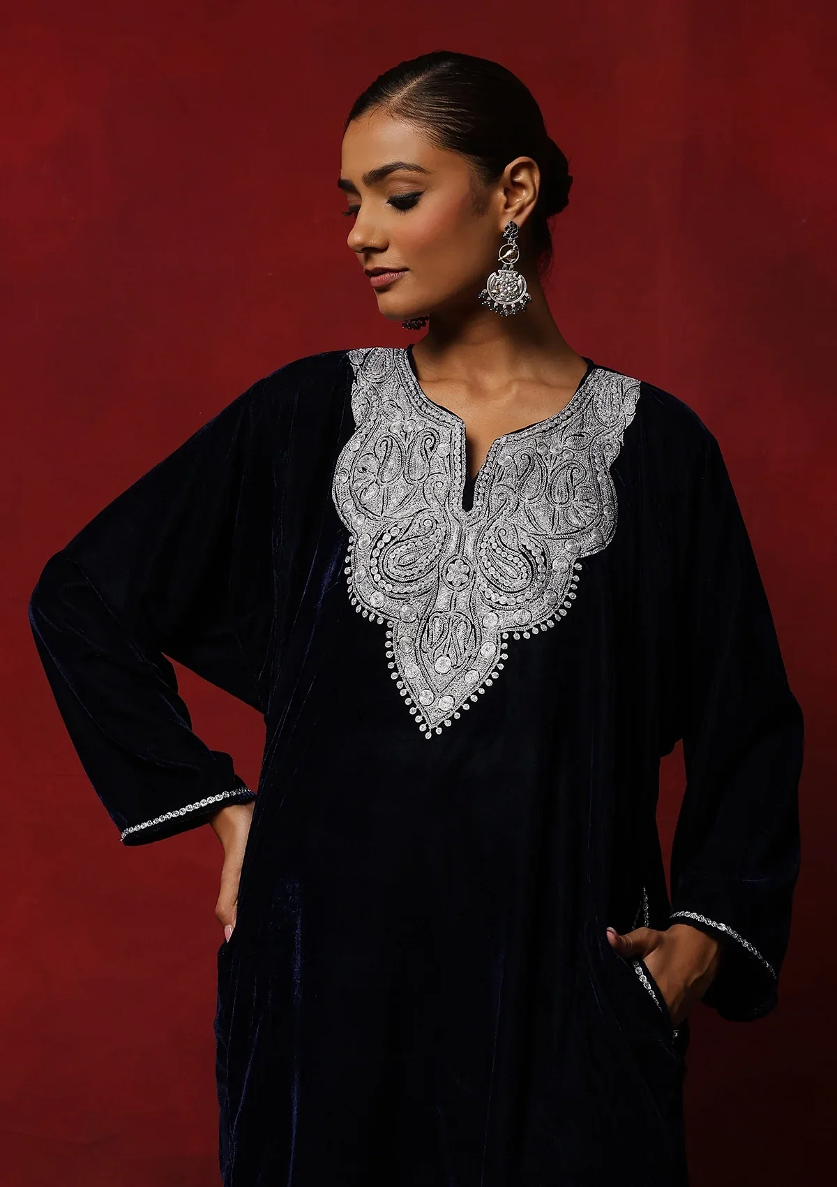 HOC Velvet Tilla Embroidered Solid Women's 2 Pc Phiran Set -Navy Blue - Image 2
